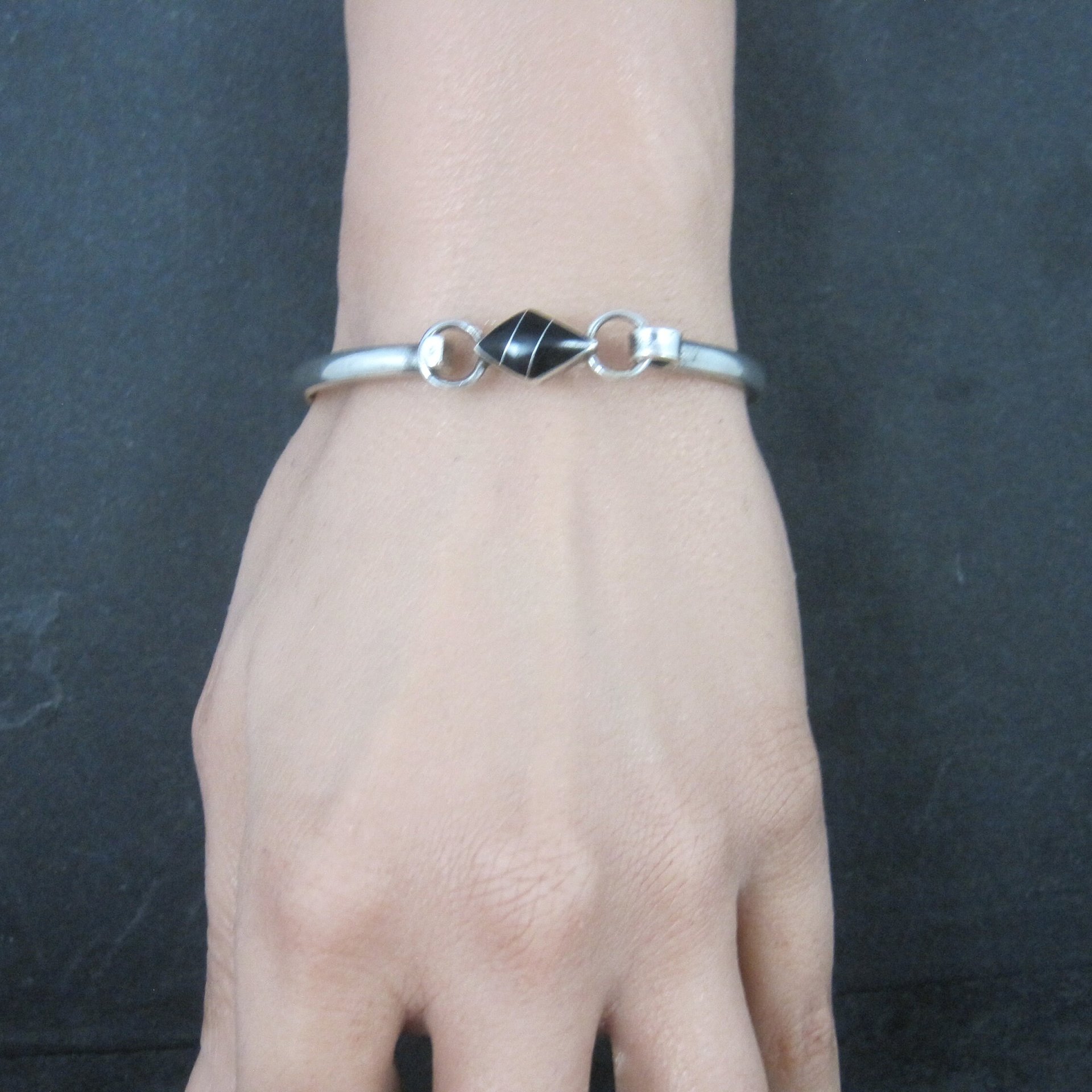 Vintage Mexican Sterling Jet Inlay Bangle Bracelet 6 1/4 Inches