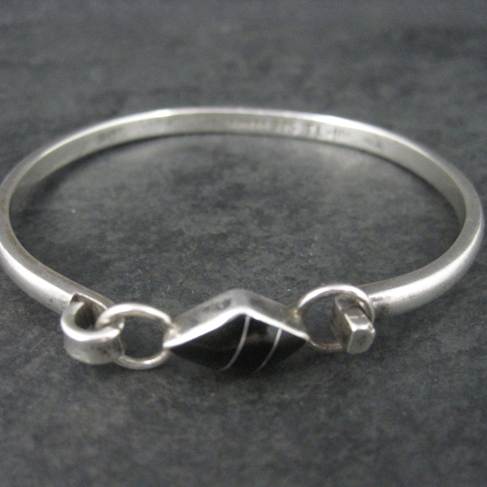 Vintage Mexican Sterling Jet Inlay Bangle Bracelet 6 1/4 Inches