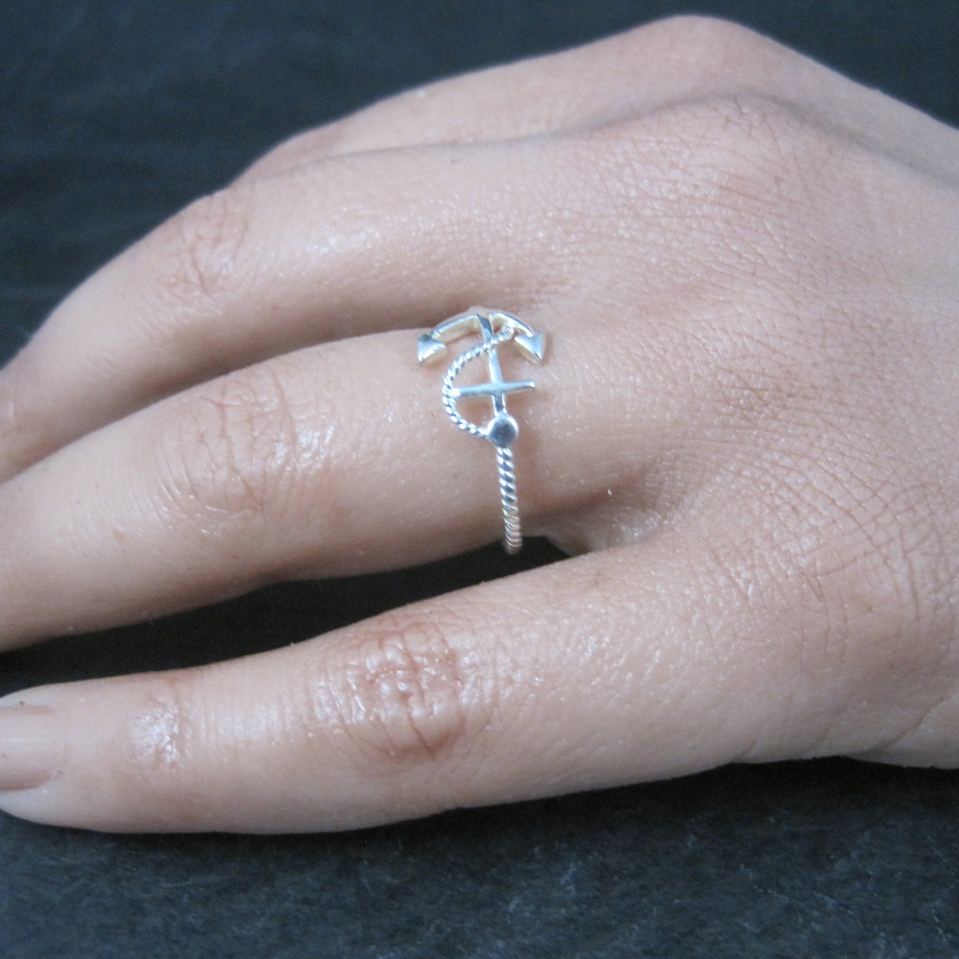 Dainty Estate Sterling Anchor Ring Size 6.5