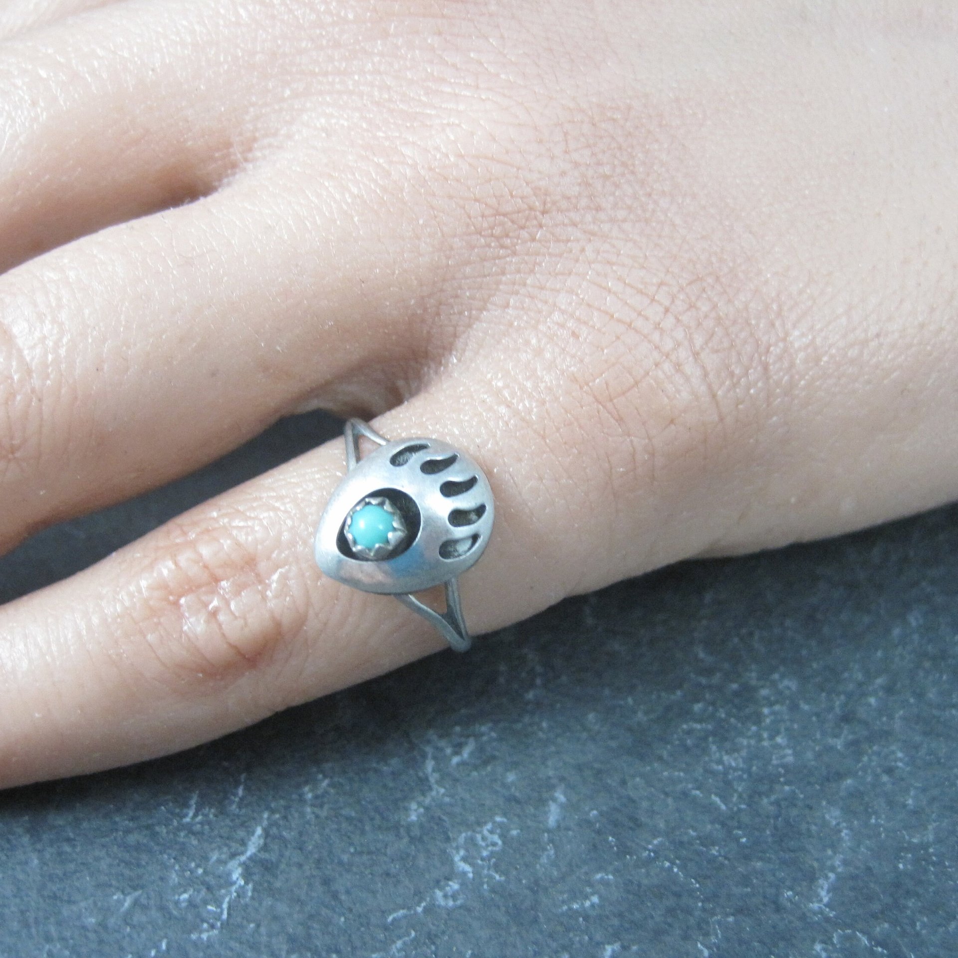 Dainty Sterling Turquoise Bear Paw Ring Size 6
