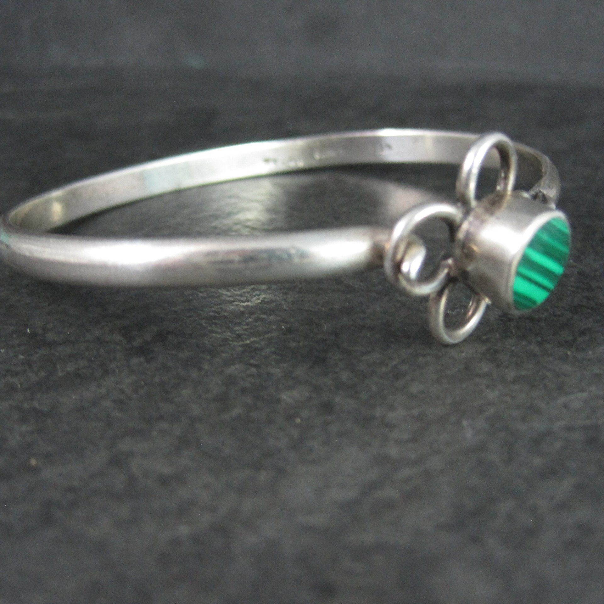 Vintage Mexican Sterling Malachite Bangle Bracelet 7.5 Inches