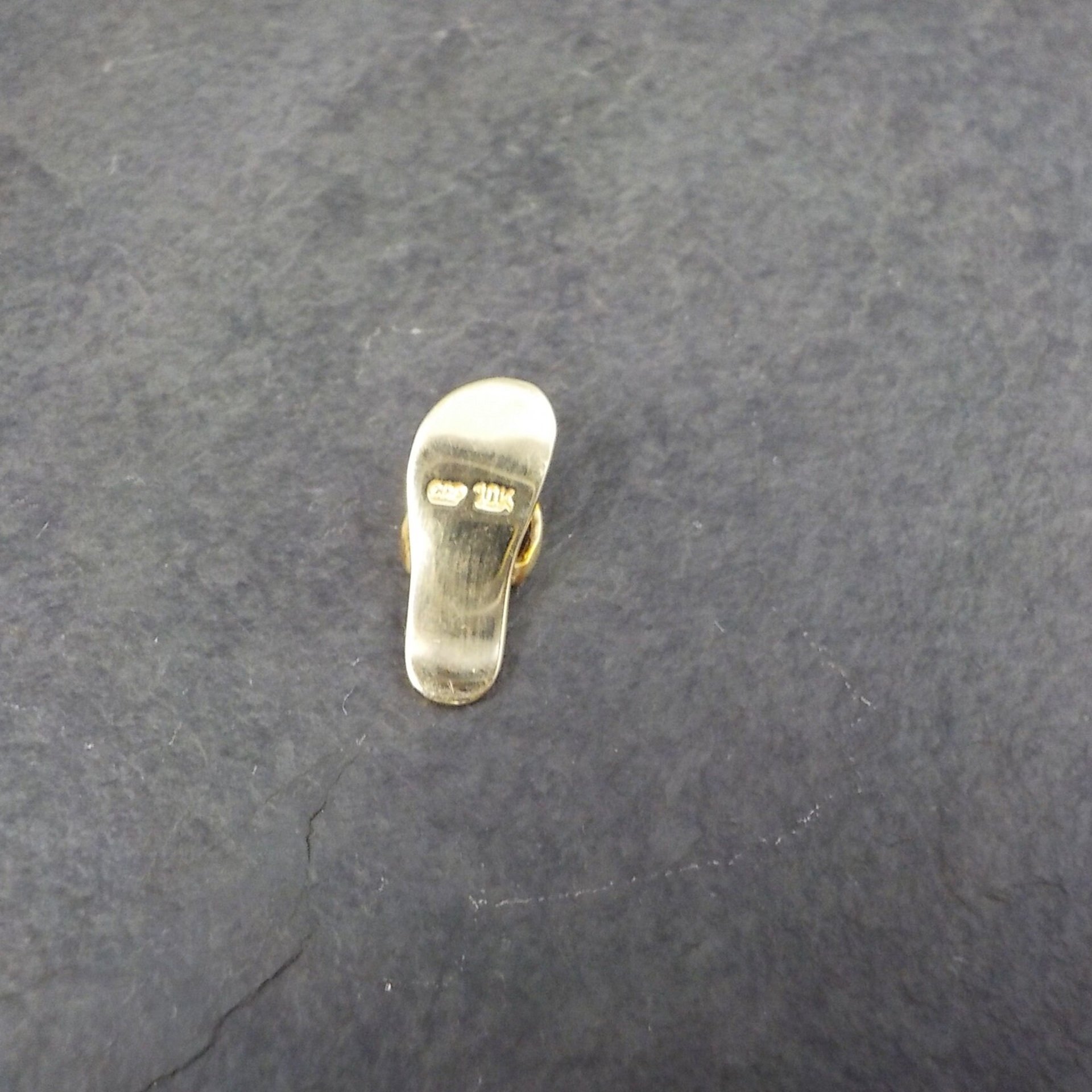Small 10K Flip Flop Sandal Pendant