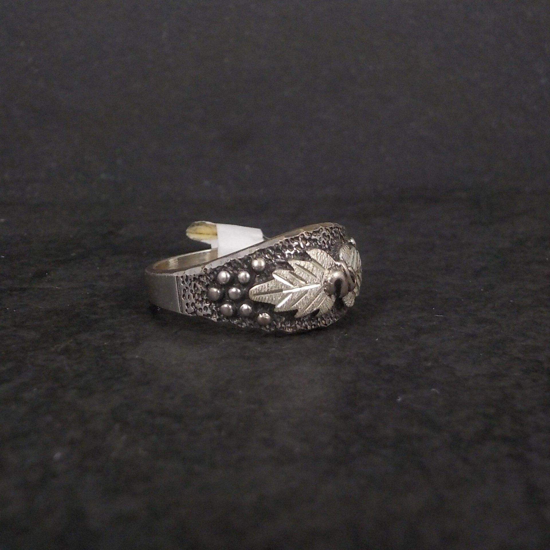 Mens Black Hills Silver Leaf Ring 90s New Old Stock Multiple Sizes Available