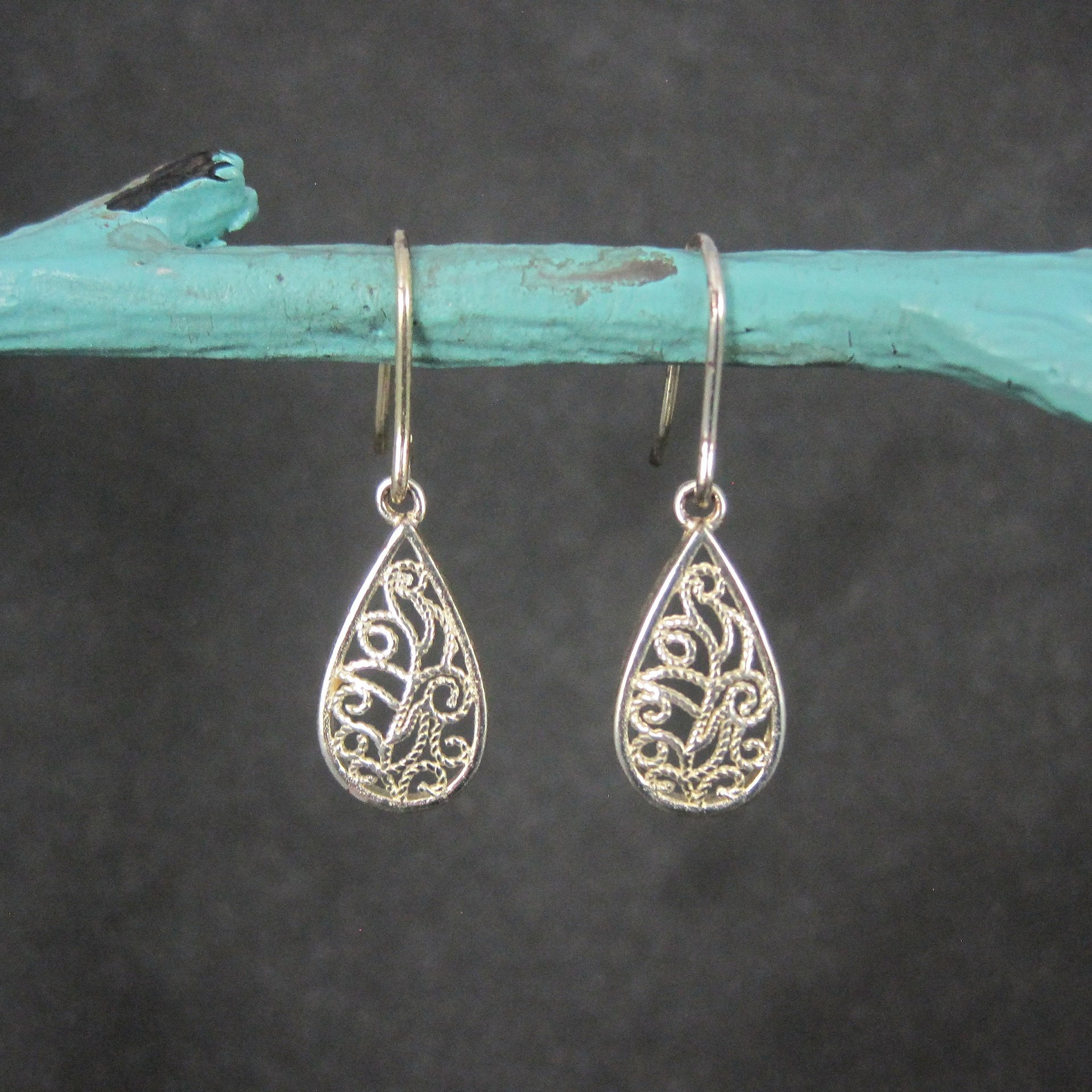 Small Vintage Sterling Filigree Earrings