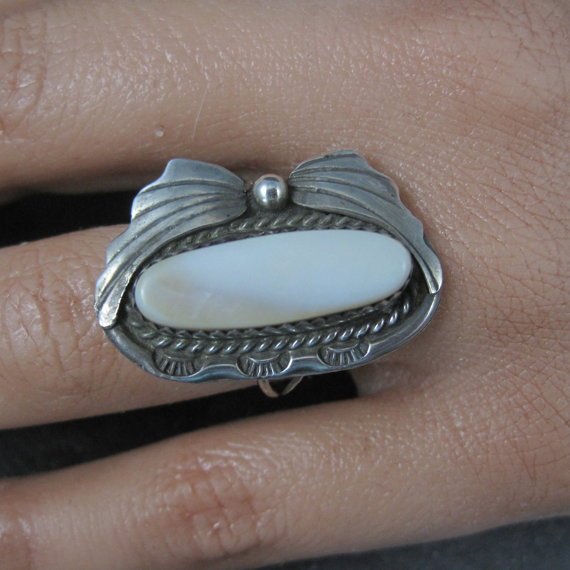 Southwestern Sterling Mother of Pearl Ring Size 6.75