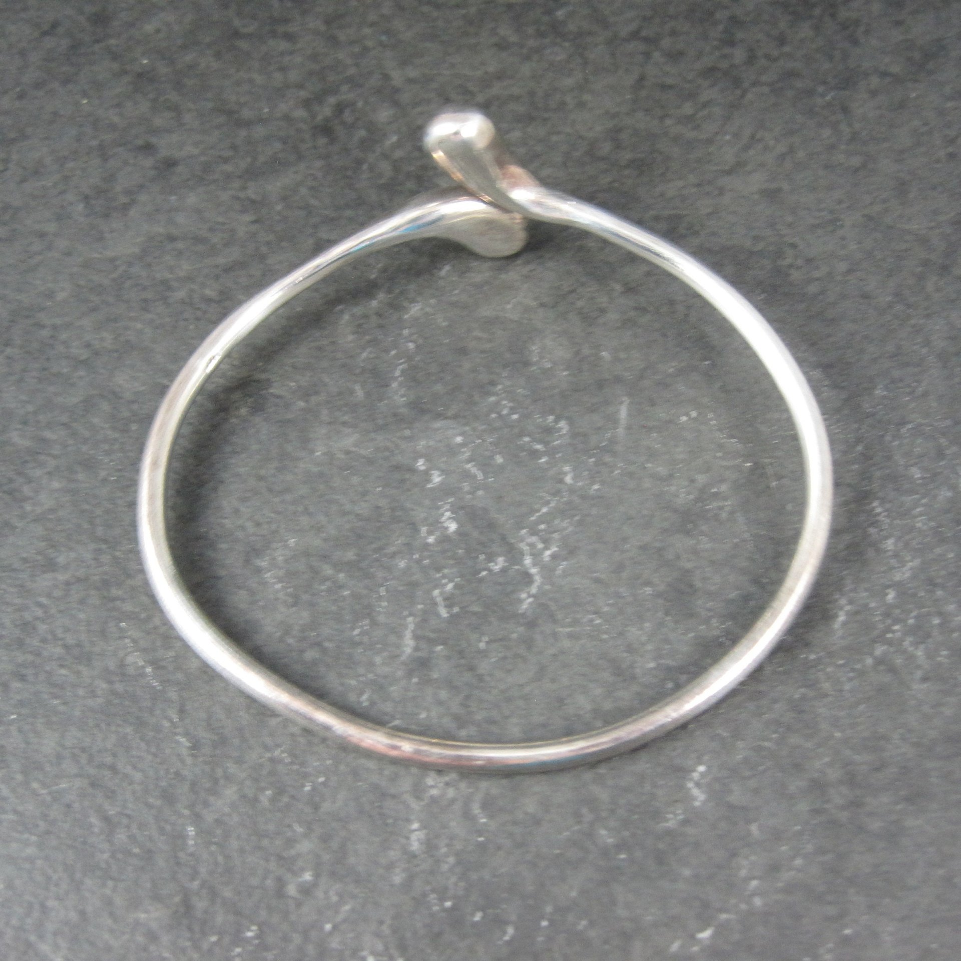 Vintage Sterling Crossover Bangle Bracelet 6.75"