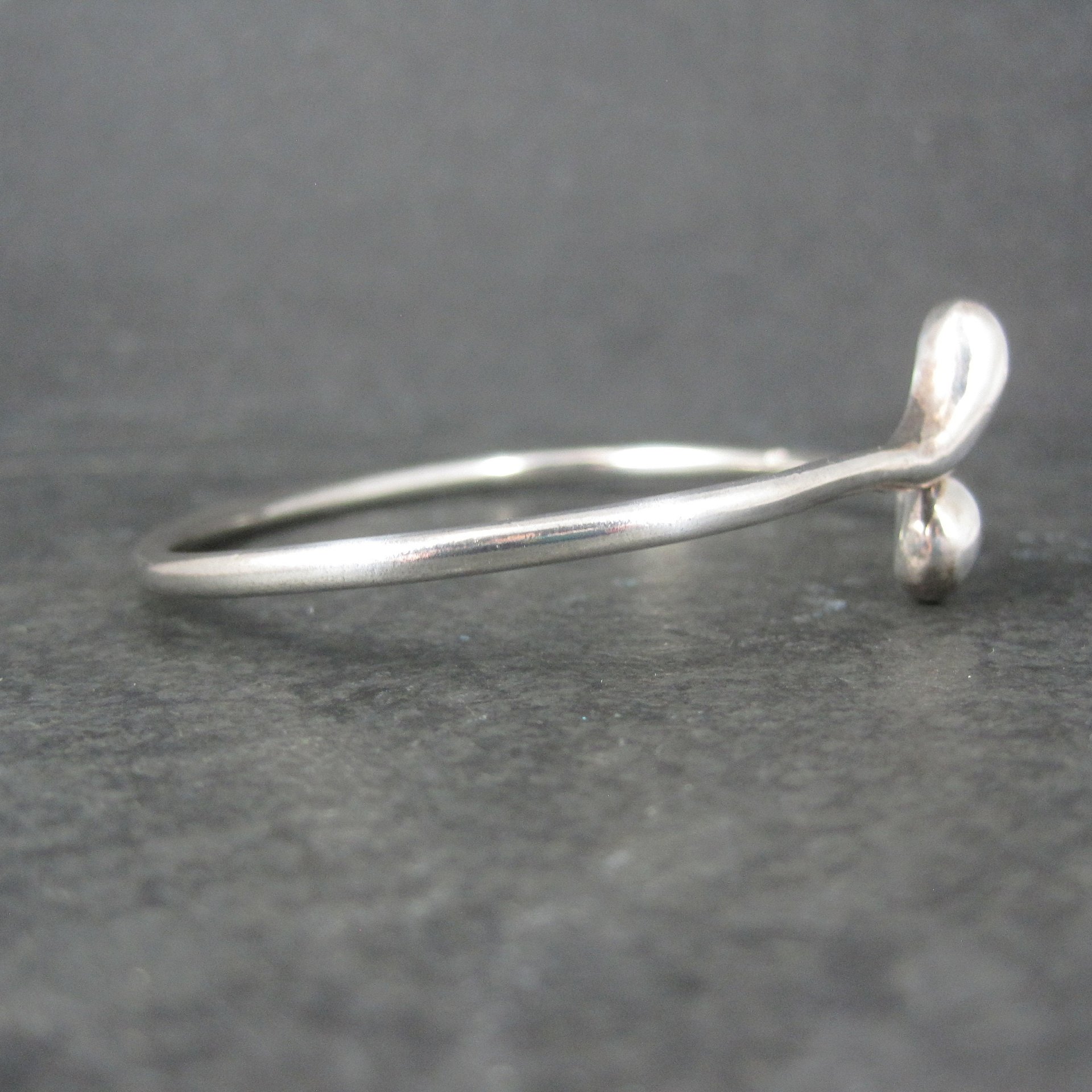 Vintage Sterling Crossover Bangle Bracelet 6.75"