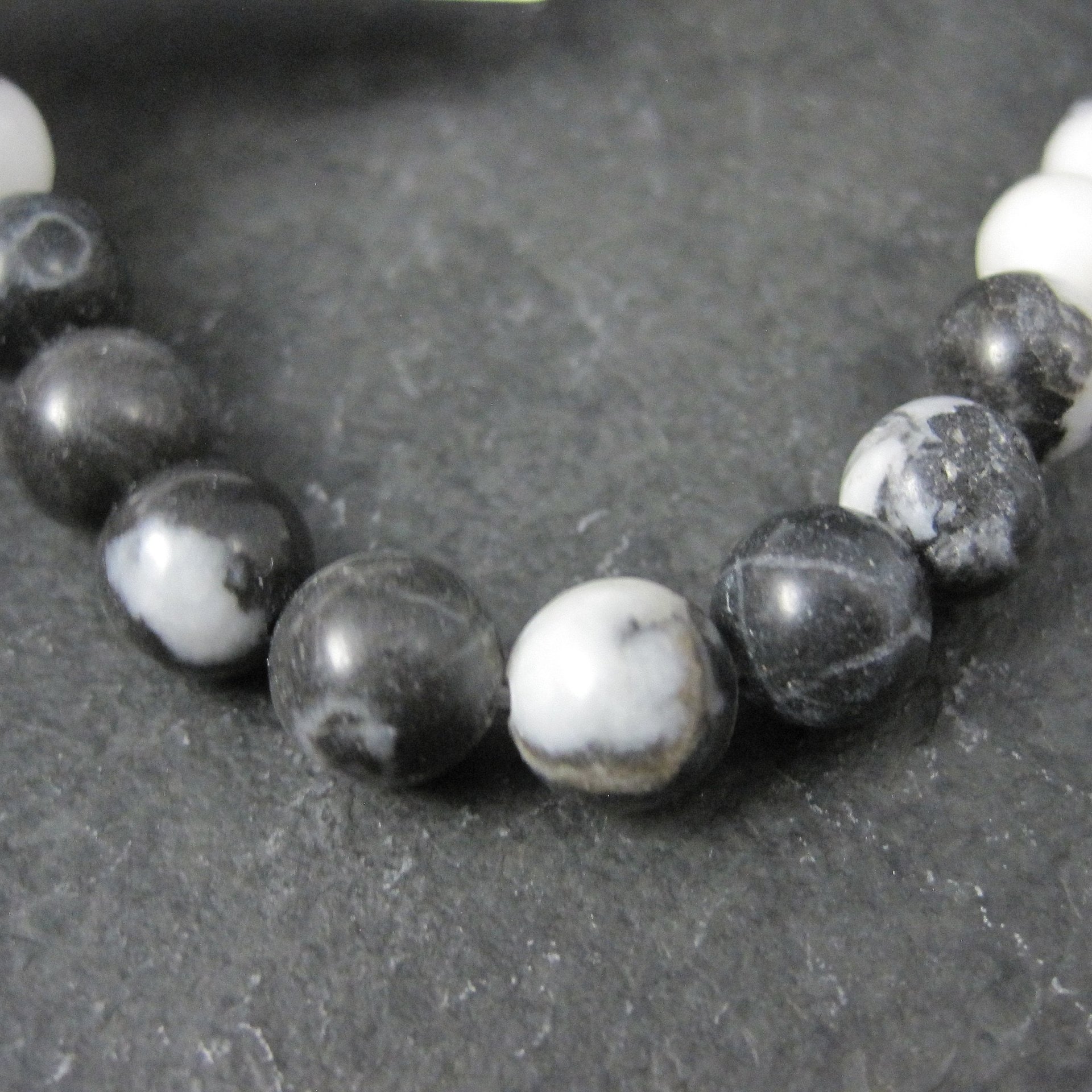 8mm Round Zebra Jasper Beads
