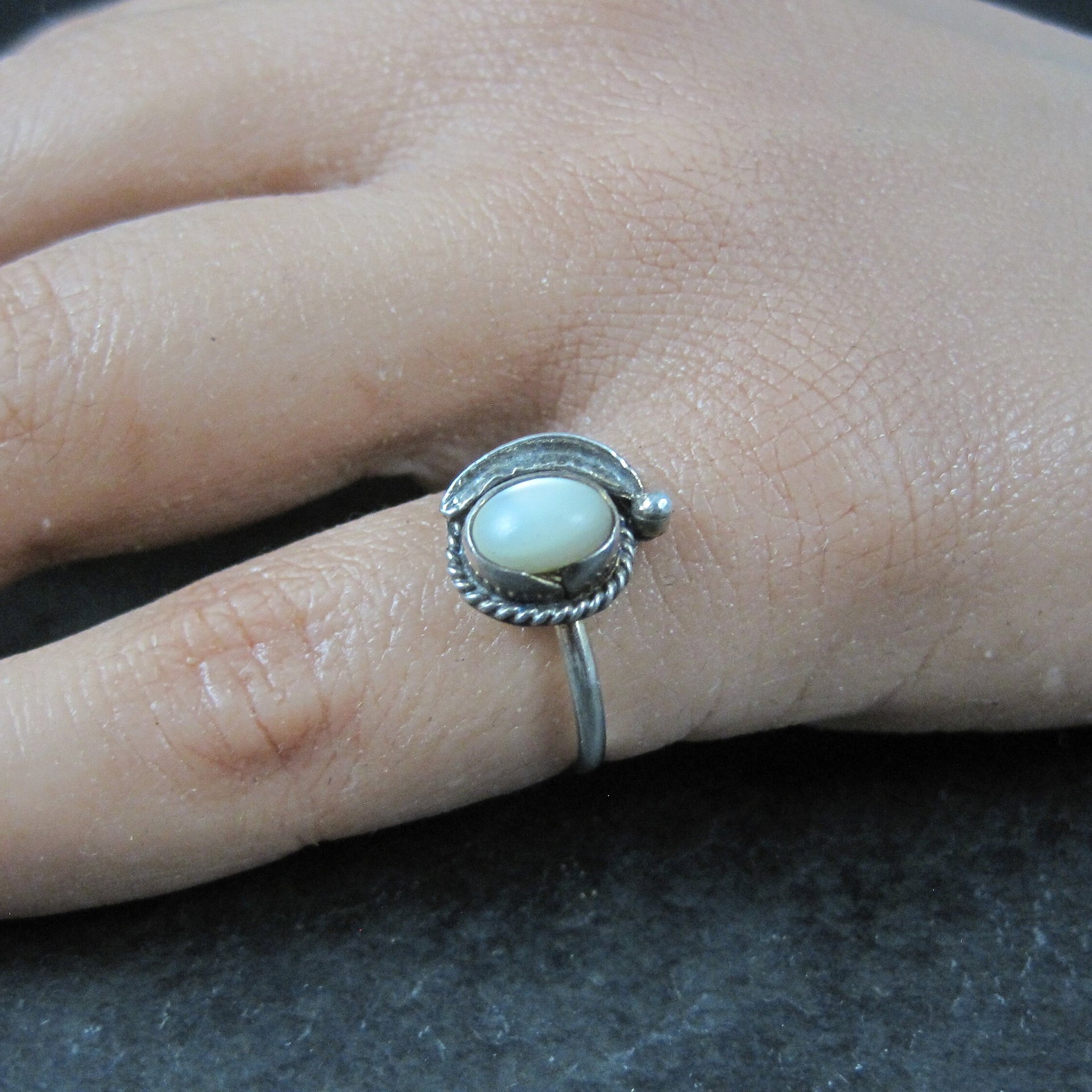Dainty Southwestern Sterling Mother of Pearl Ring Size 5