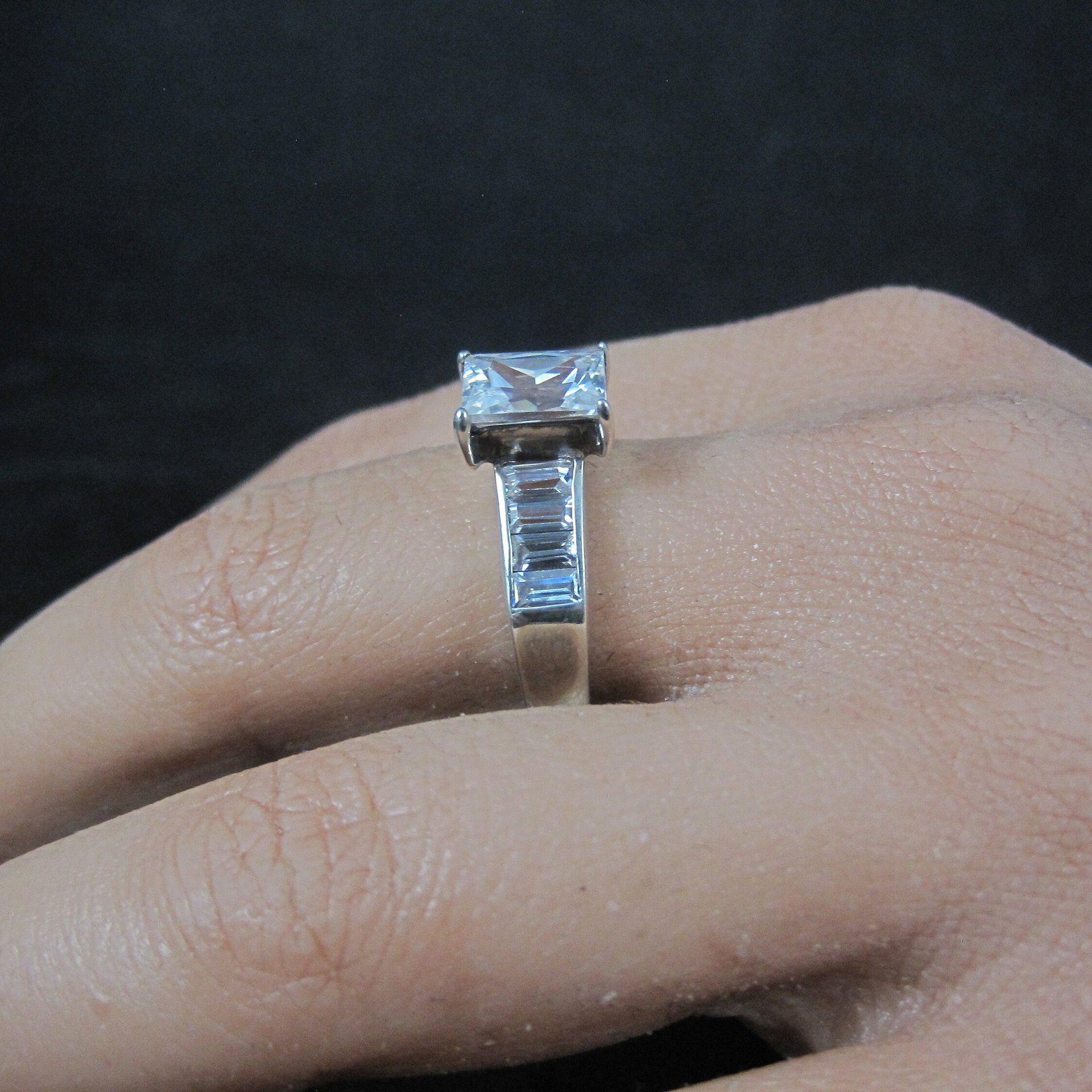 Vintage Sterling Cubic Zirconia Ring Size 9 by Avon