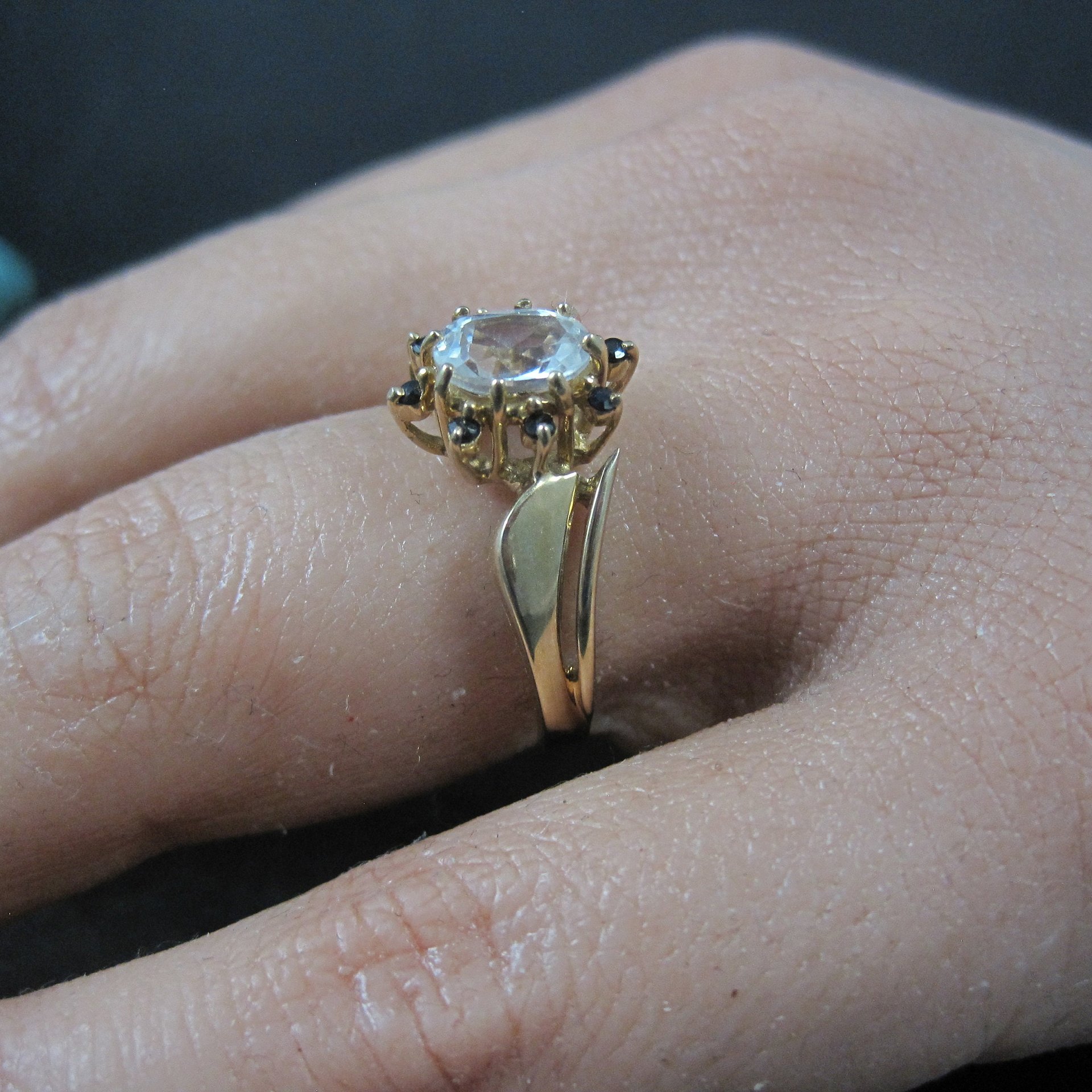 Estate 14K White Sapphire Black Spinel Ring Size 7