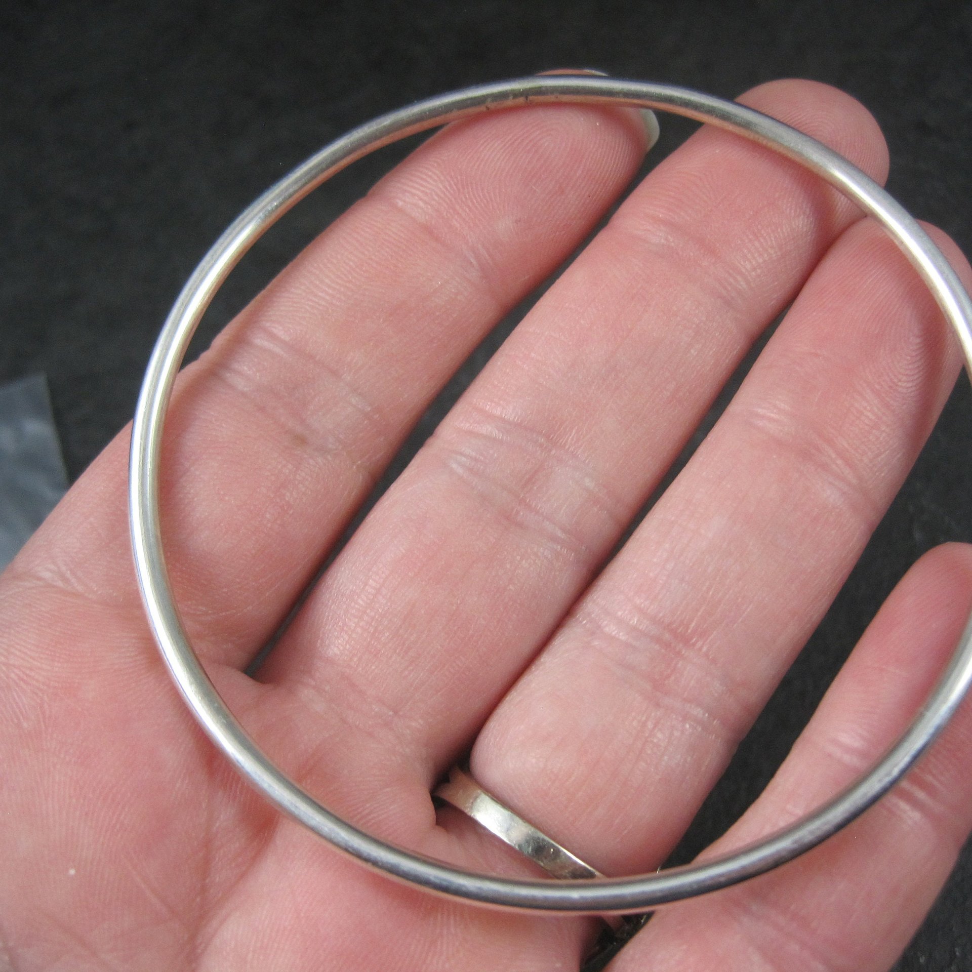 Simple Vintage Sterling Bangle Bracelet 7.75 Inches