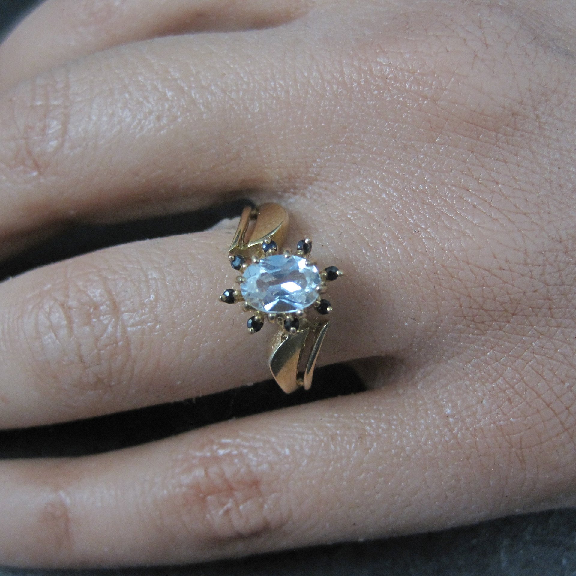 Estate 14K White Sapphire Black Spinel Ring Size 7