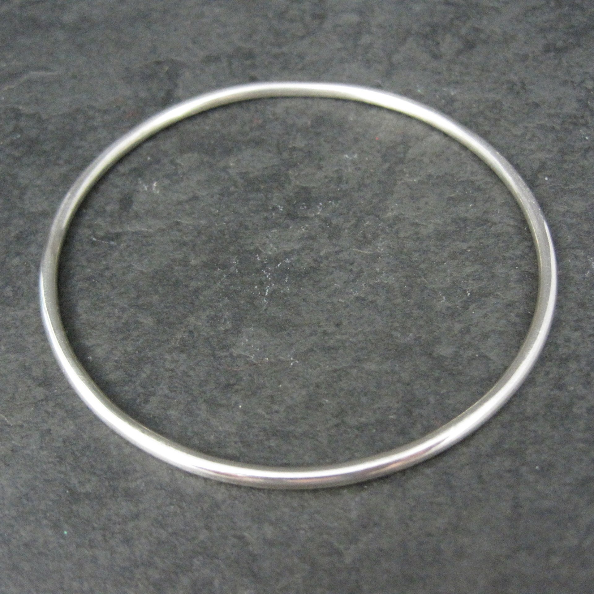 Simple Vintage Sterling Bangle Bracelet 7.75 Inches