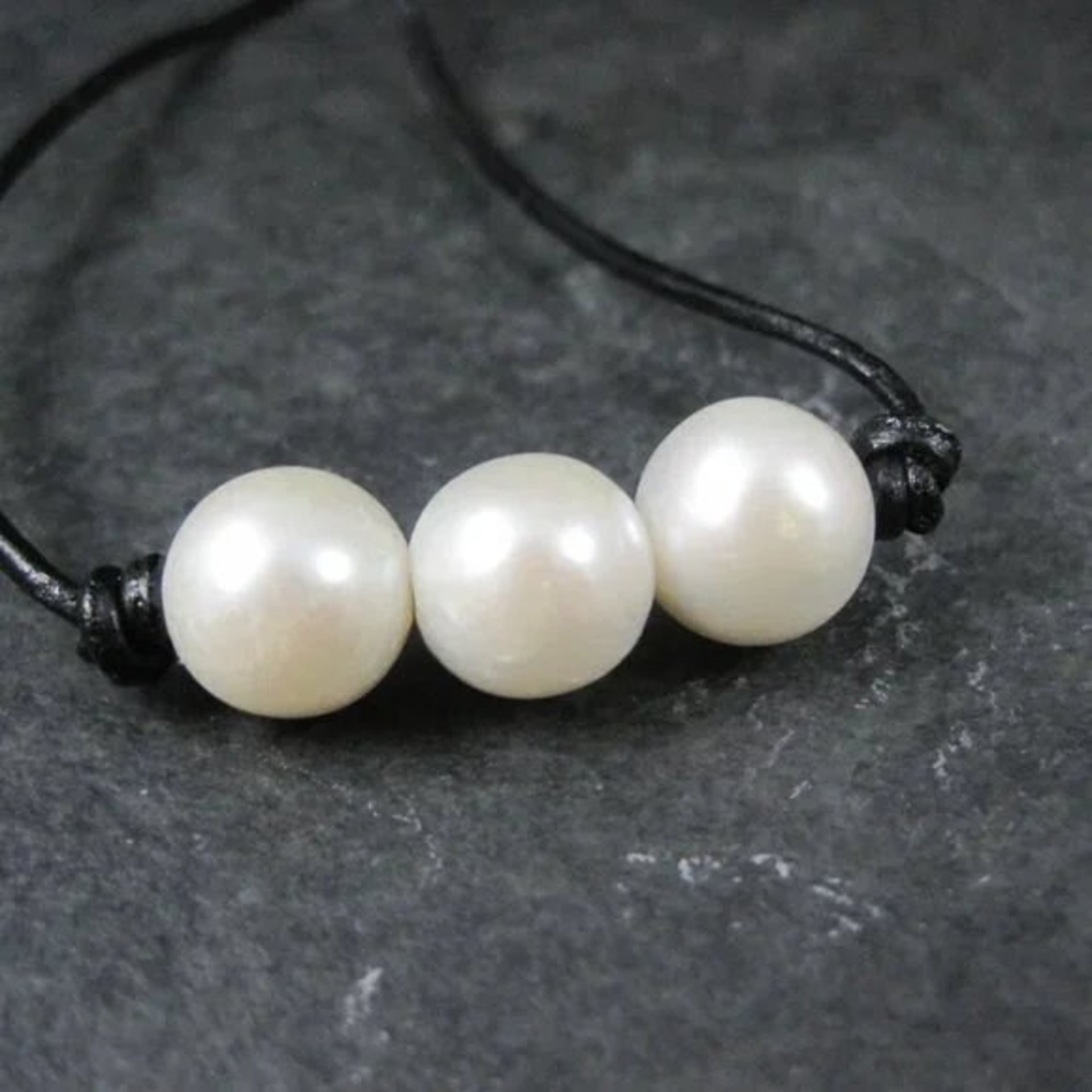 Simple Leather and Genuine Pearl Necklace 16 Inches
