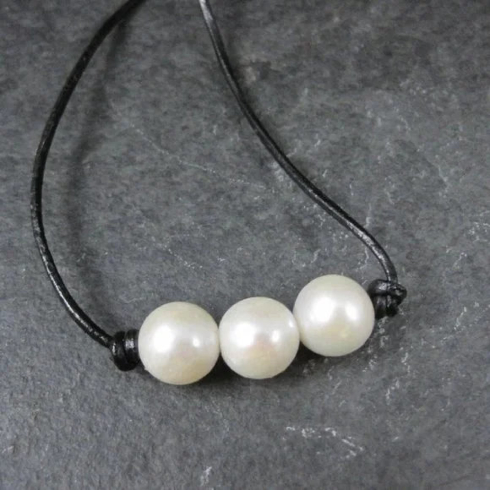 Simple Leather and Genuine Pearl Necklace 16 Inches