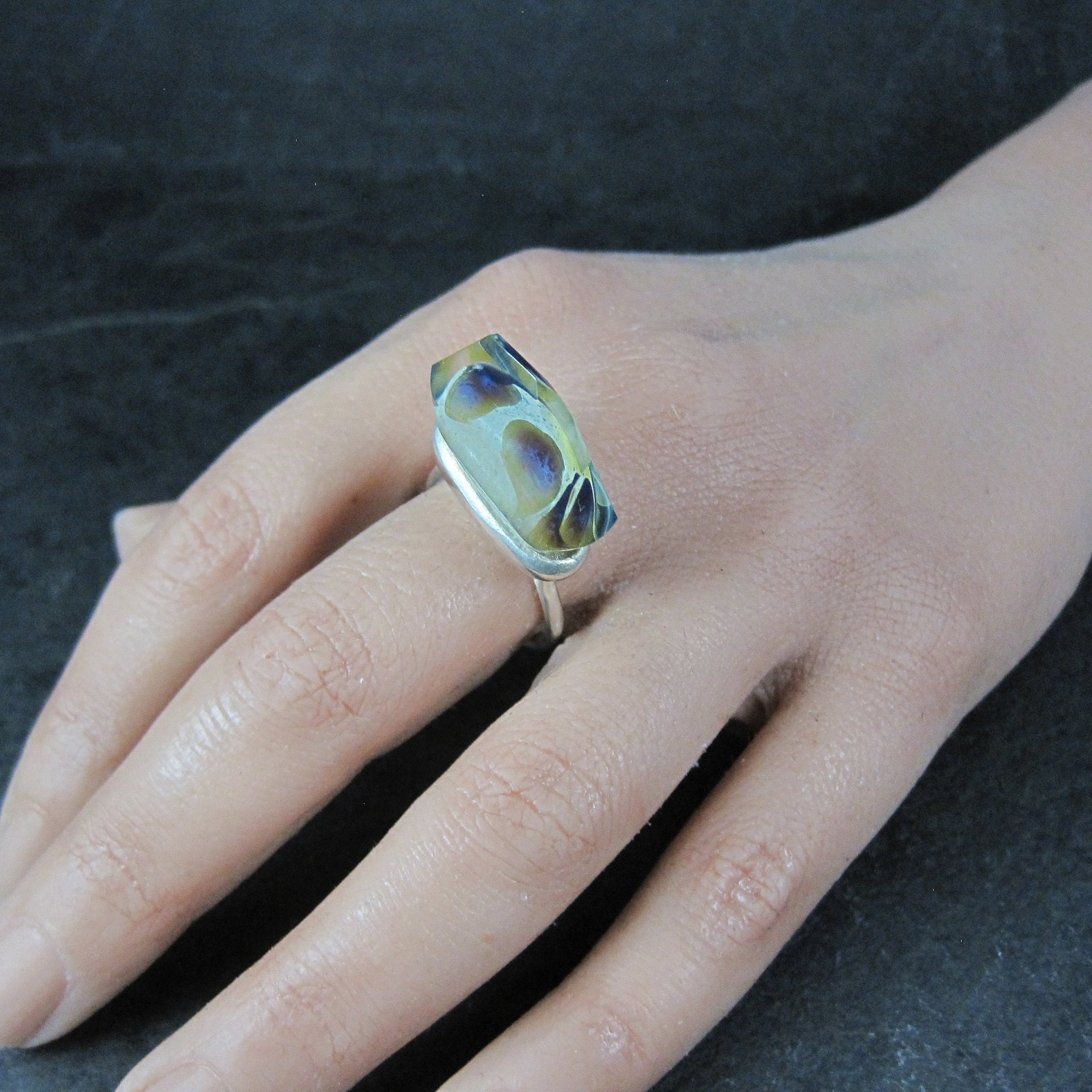 Unusual Sterling Art Glass Ring Size 8