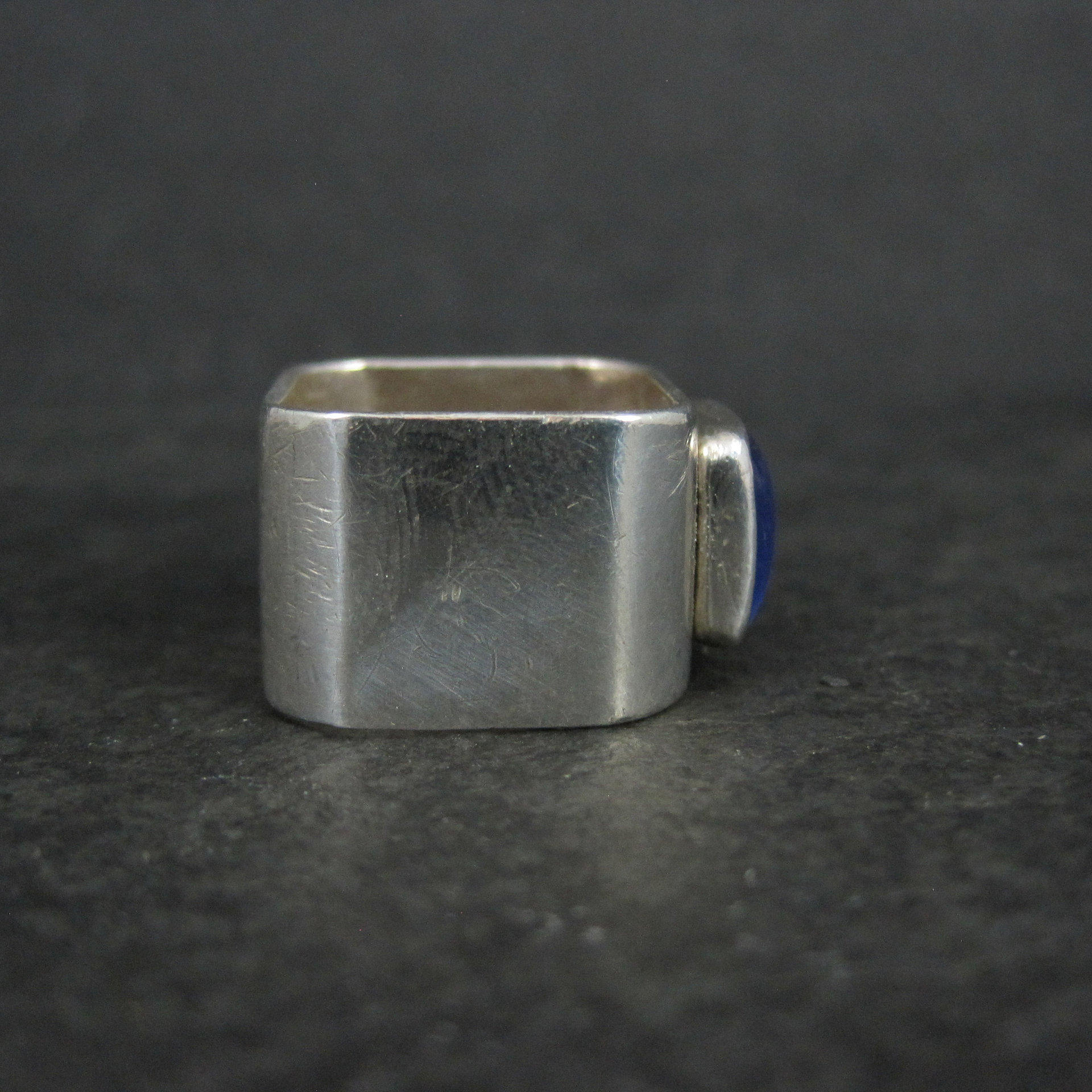 Vintage Sterling Silver Blue Cats Eye Sea Glass Ring Size 8 Square Band