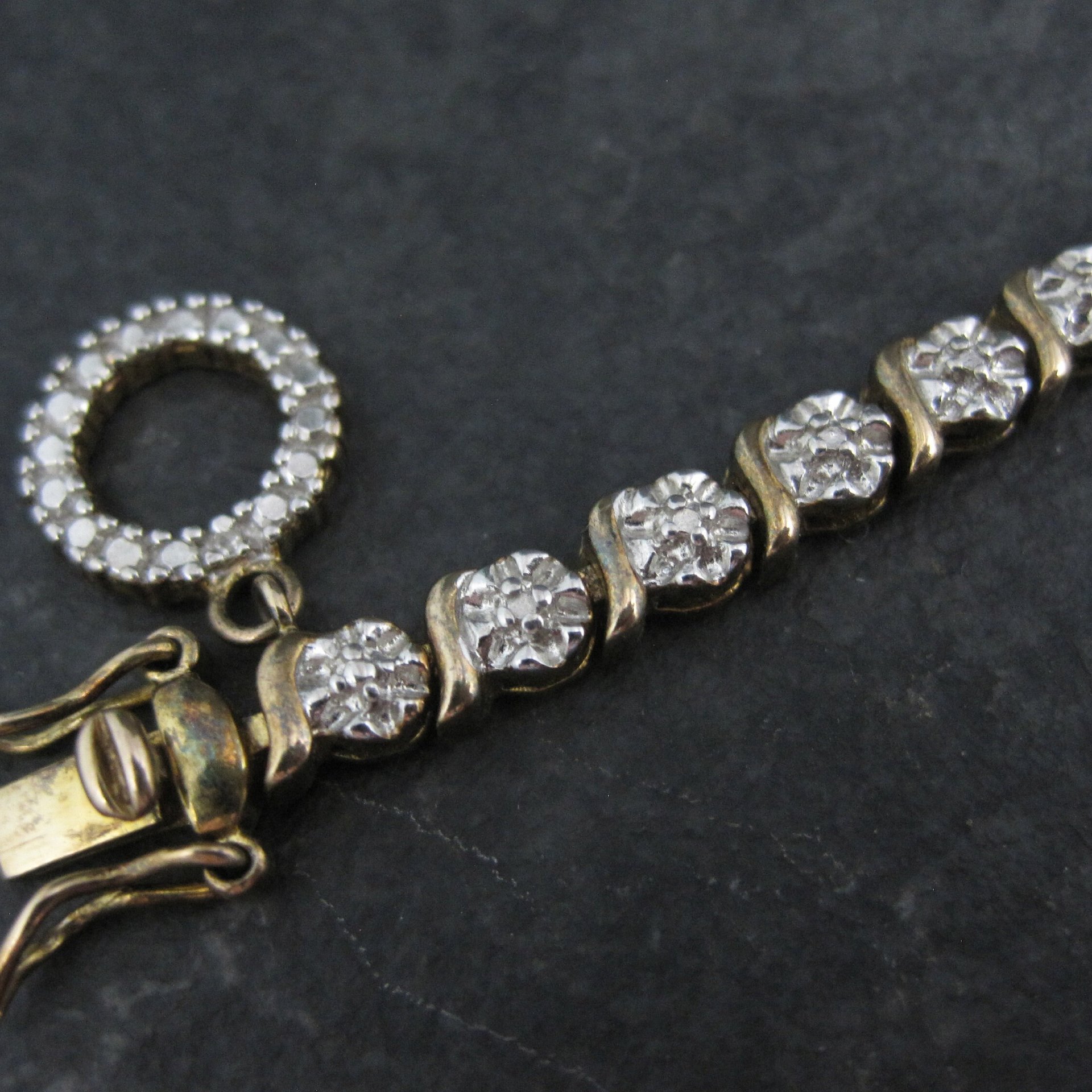 Vintage Illusion Diamond Sterling Vermeil Circle Bracelet