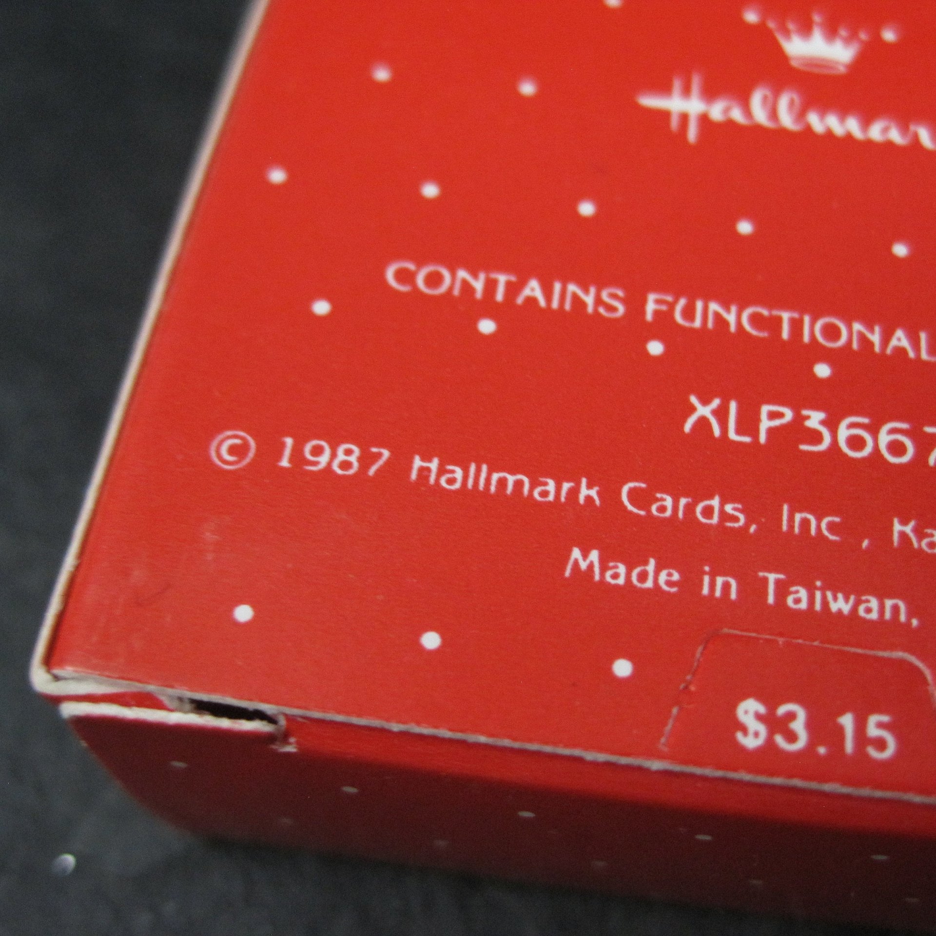 1987 Hallmark Cloisonne Snowflake Pin NOS