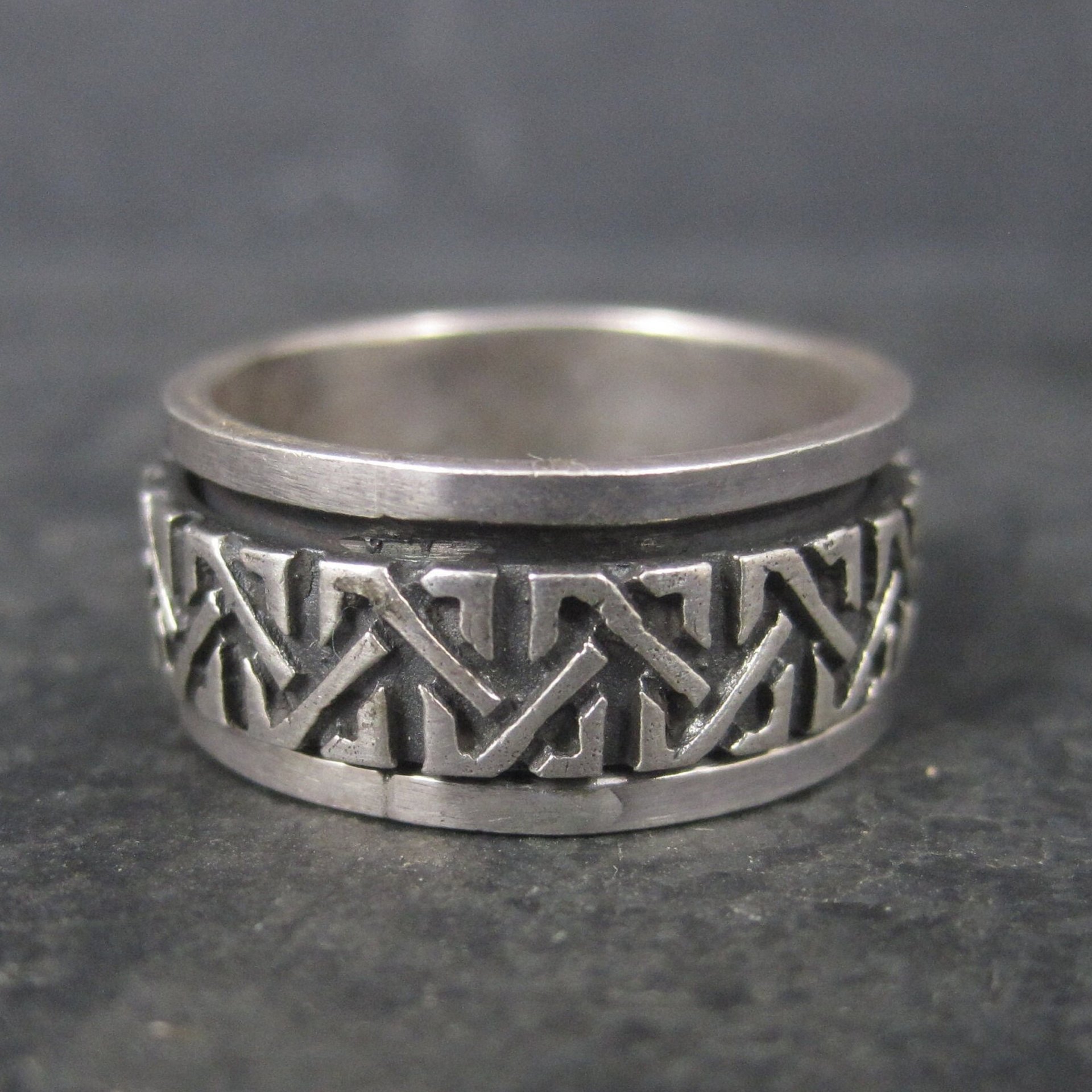 Vintage Sterling Celtic Spinner Worry Ring Size 6
