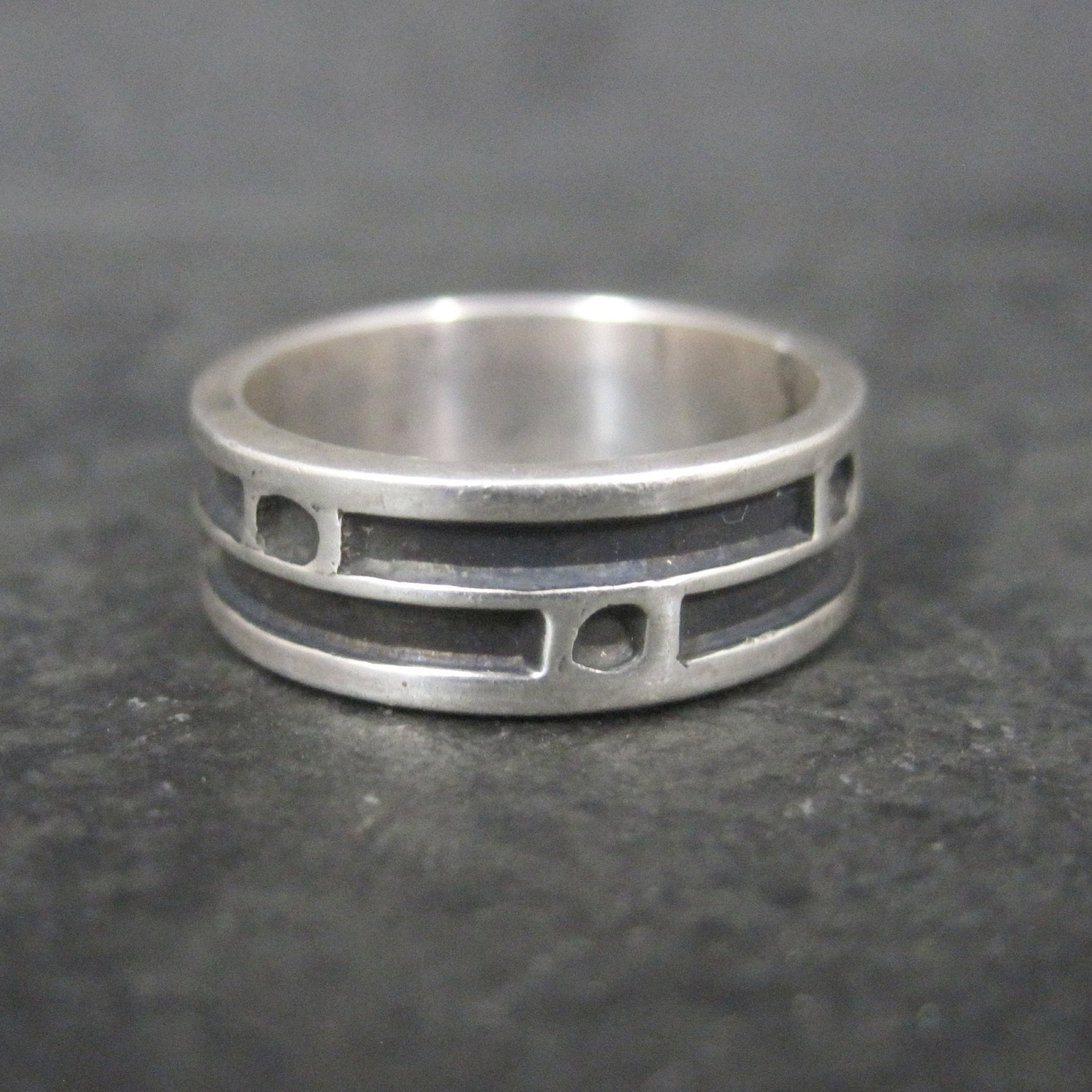 Vintage Sterling Tribal Band Ring Size 6