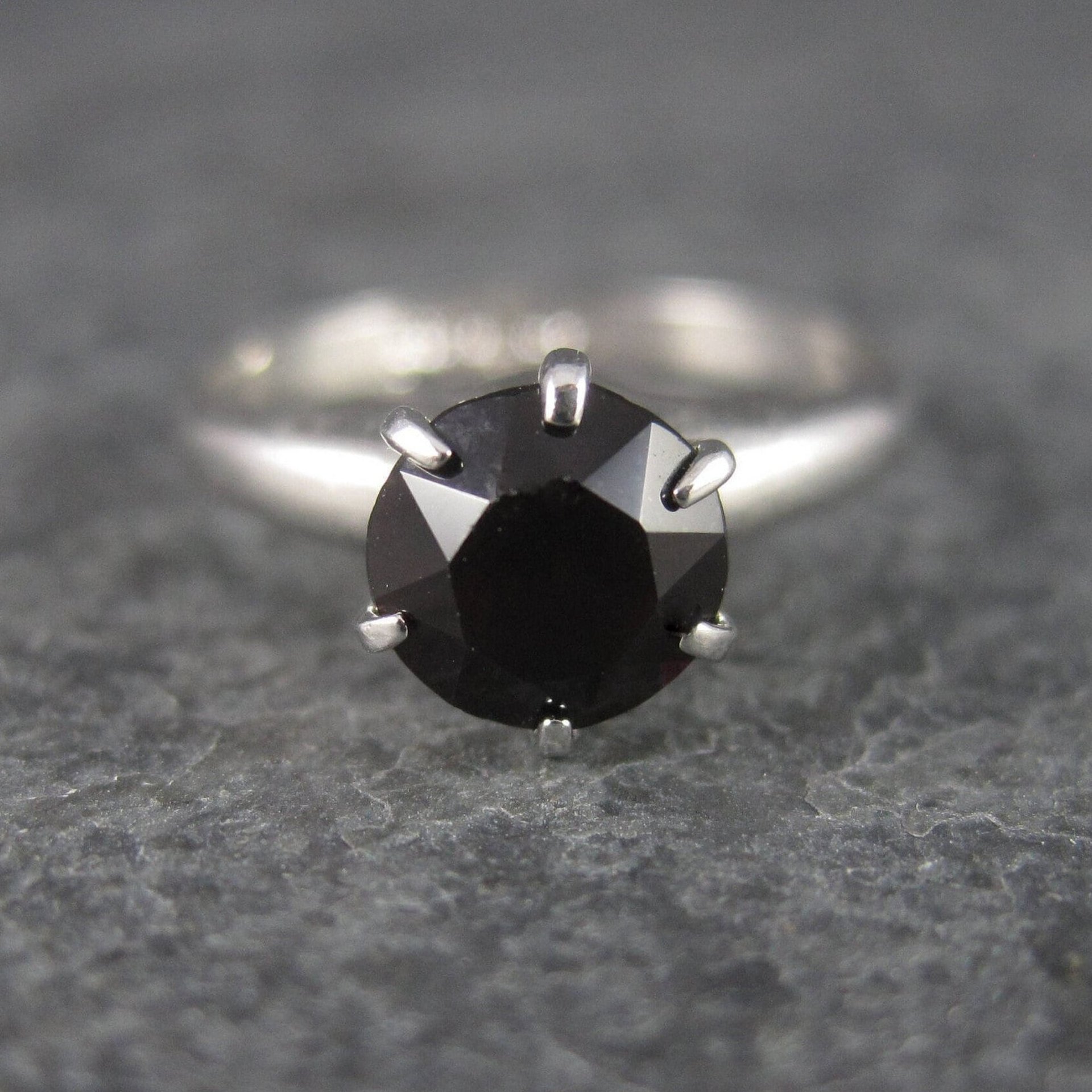 Vintage Sterling Garnet Solitaire Ring Size 5