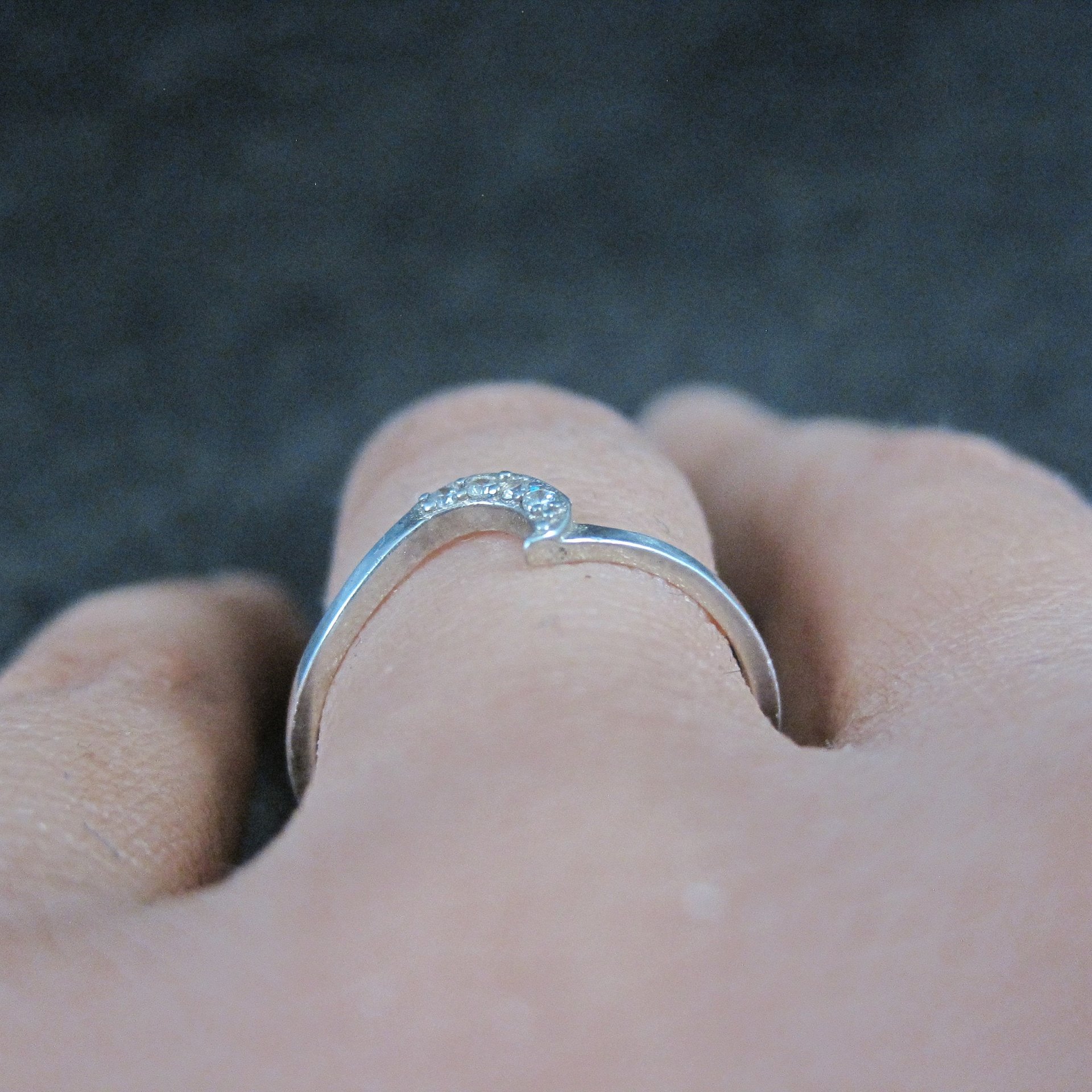 Dainty Wave Ring Vintage Italian Sterling Silver New Old Stock Size 6