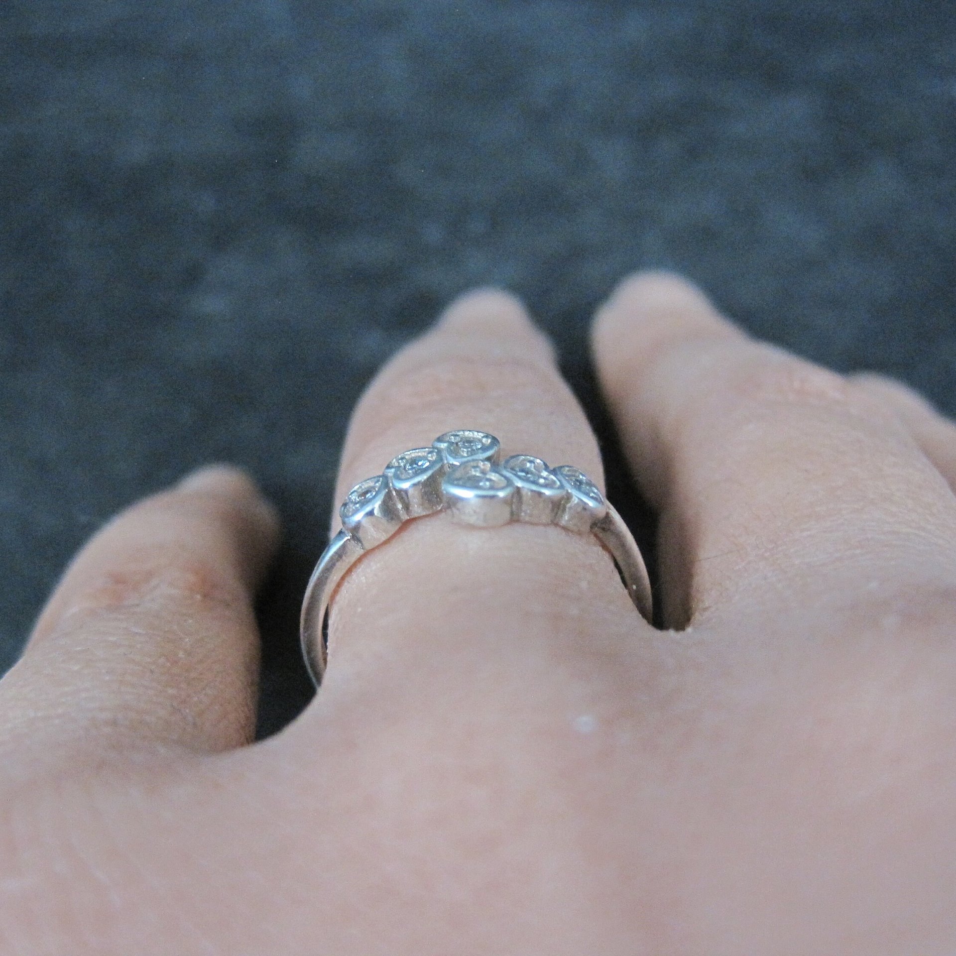 Dainty Sterling Silver Heart Ring Italian Silver Crossover New Old Stock