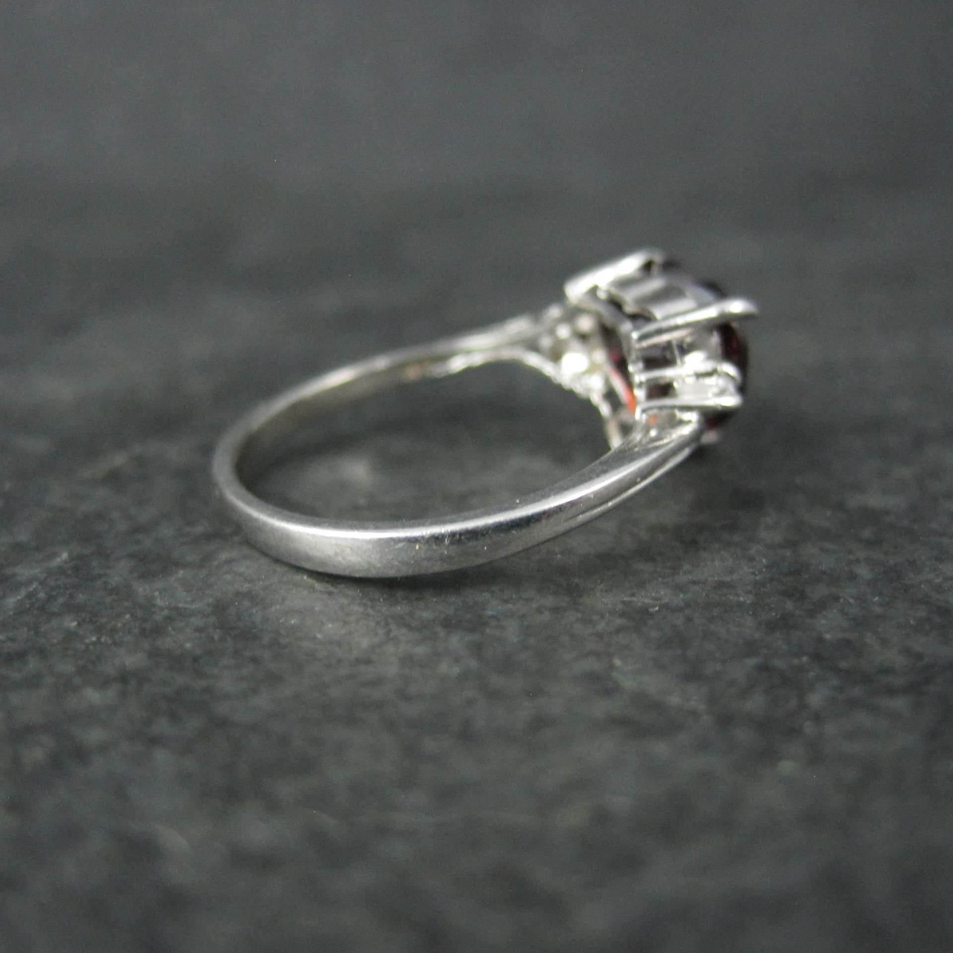 Vintage Sterling Silver Garnet Heart Ring Size 5.5