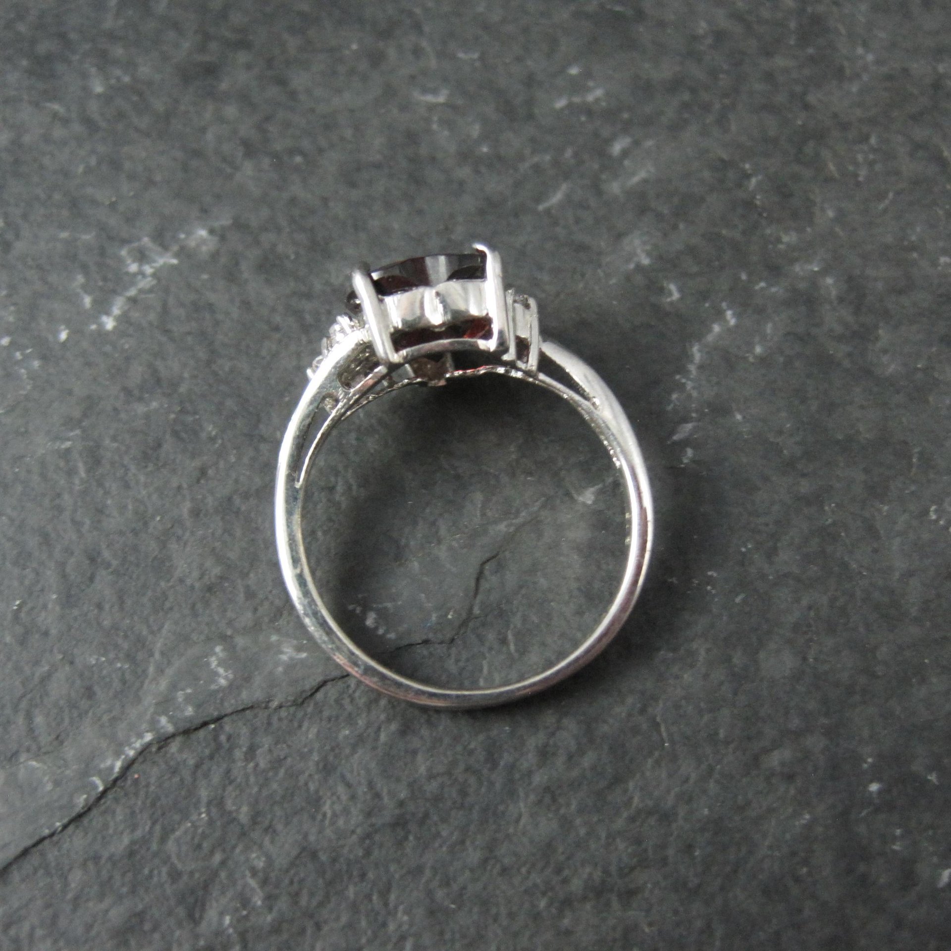 Vintage Sterling Silver Garnet Heart Ring Size 5.5