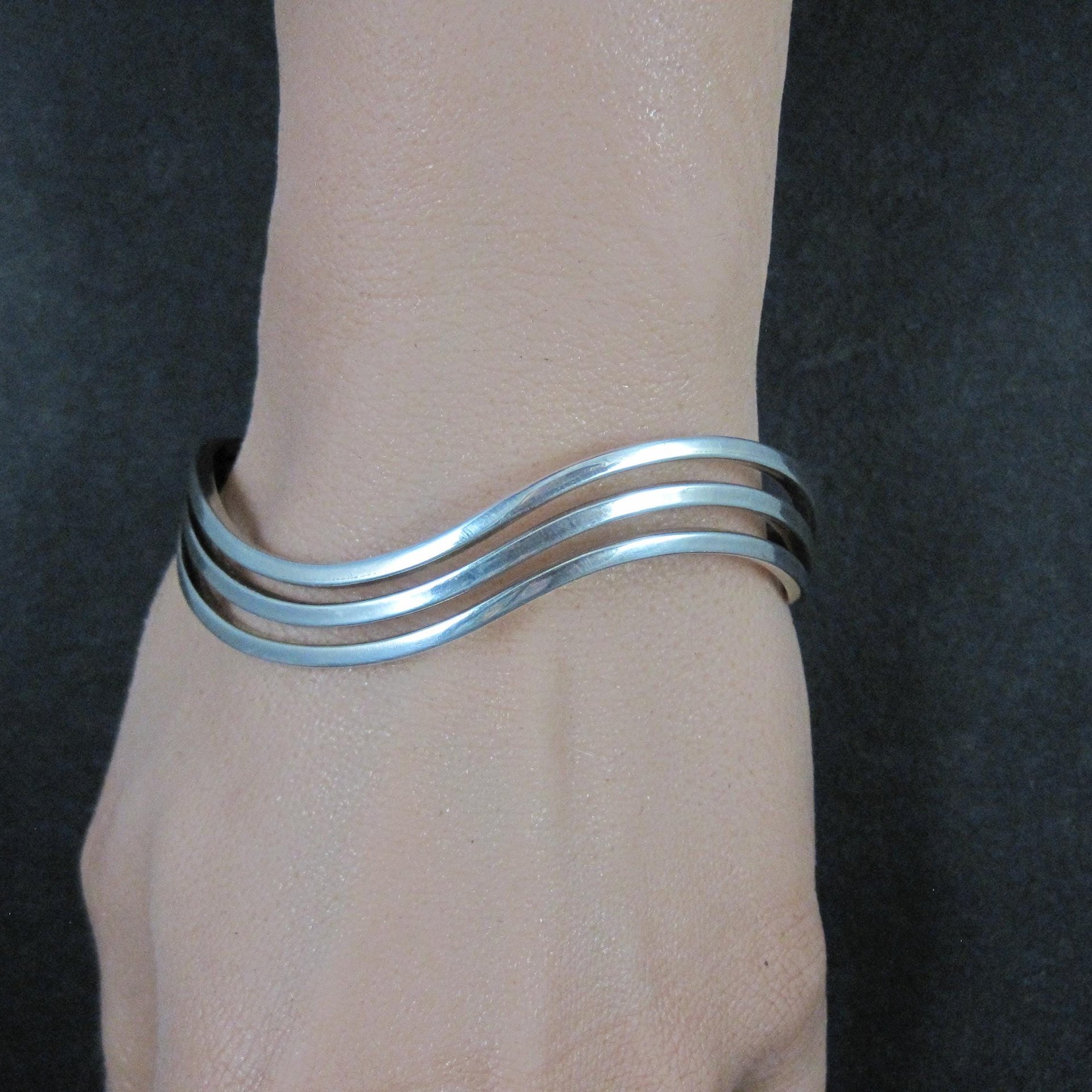 Vintage Wavy Cuff Bracelet 6.5 Inches Sterling Silver Estate Jewelry