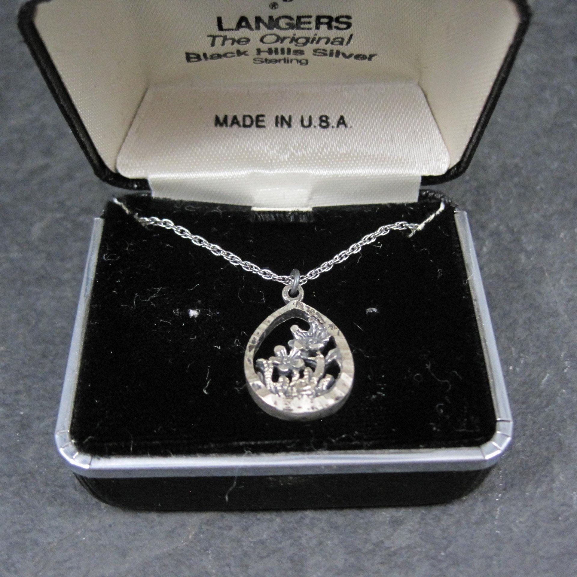 Estate Black Hills Silver Flower Pendant Necklace Langers