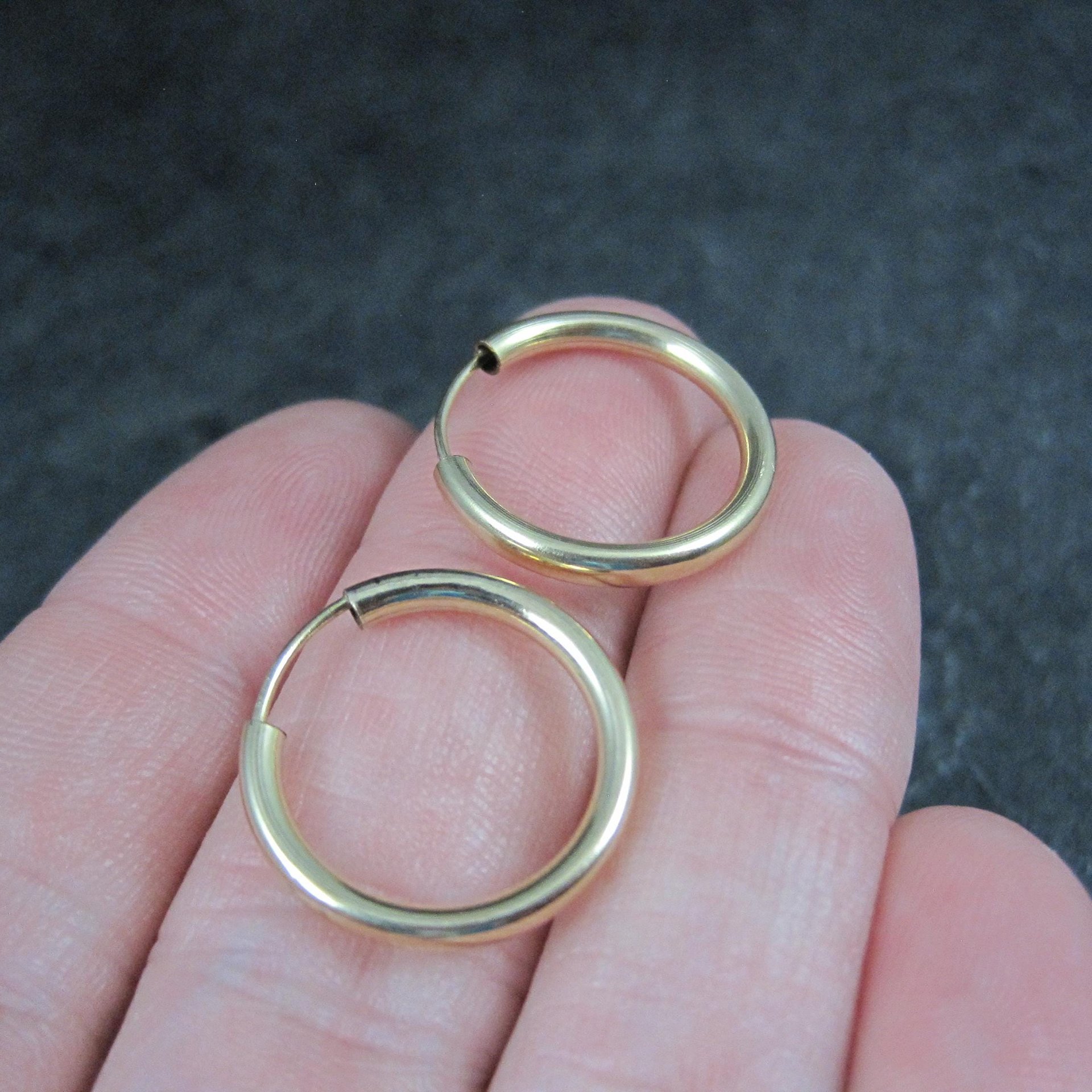 3/4" Gold Hoop Earrings 19mm 14K Gold Filled New Old Stock