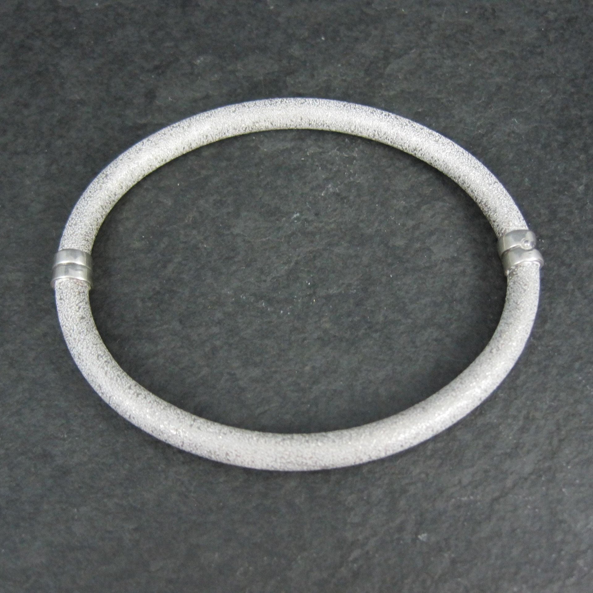 Textured Sterling Bangle Bracelet Italian Sterling Silver 7 Inches Estate Jewelry