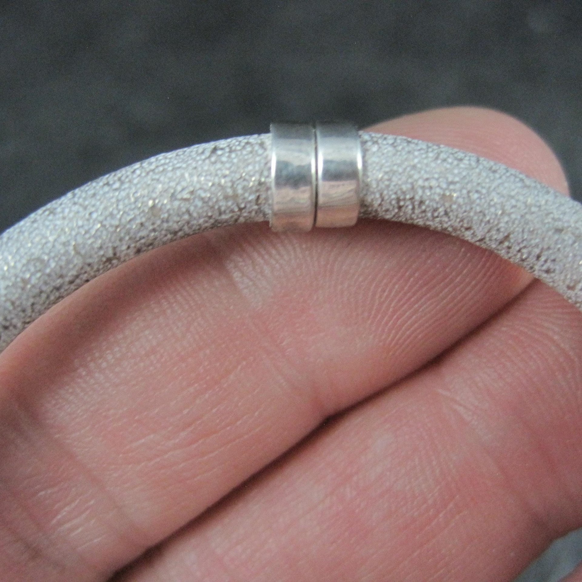 Textured Sterling Bangle Bracelet Italian Sterling Silver 7 Inches Estate Jewelry