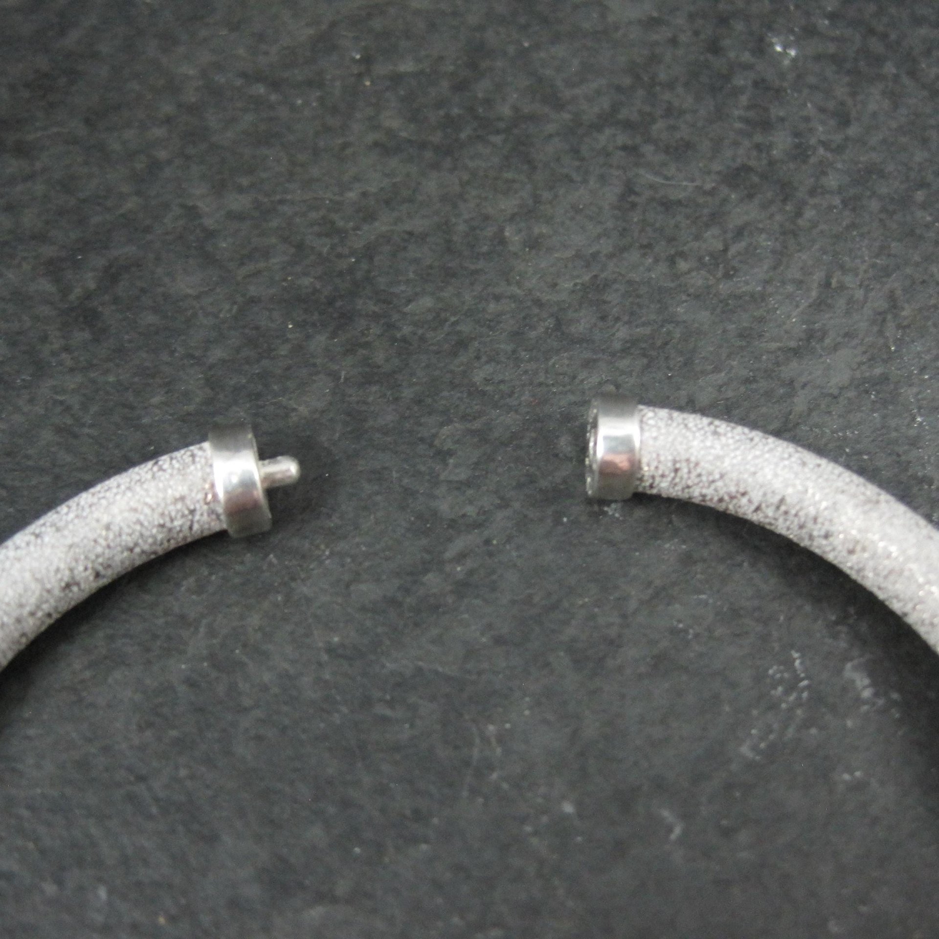 Textured Sterling Bangle Bracelet Italian Sterling Silver 7 Inches Estate Jewelry