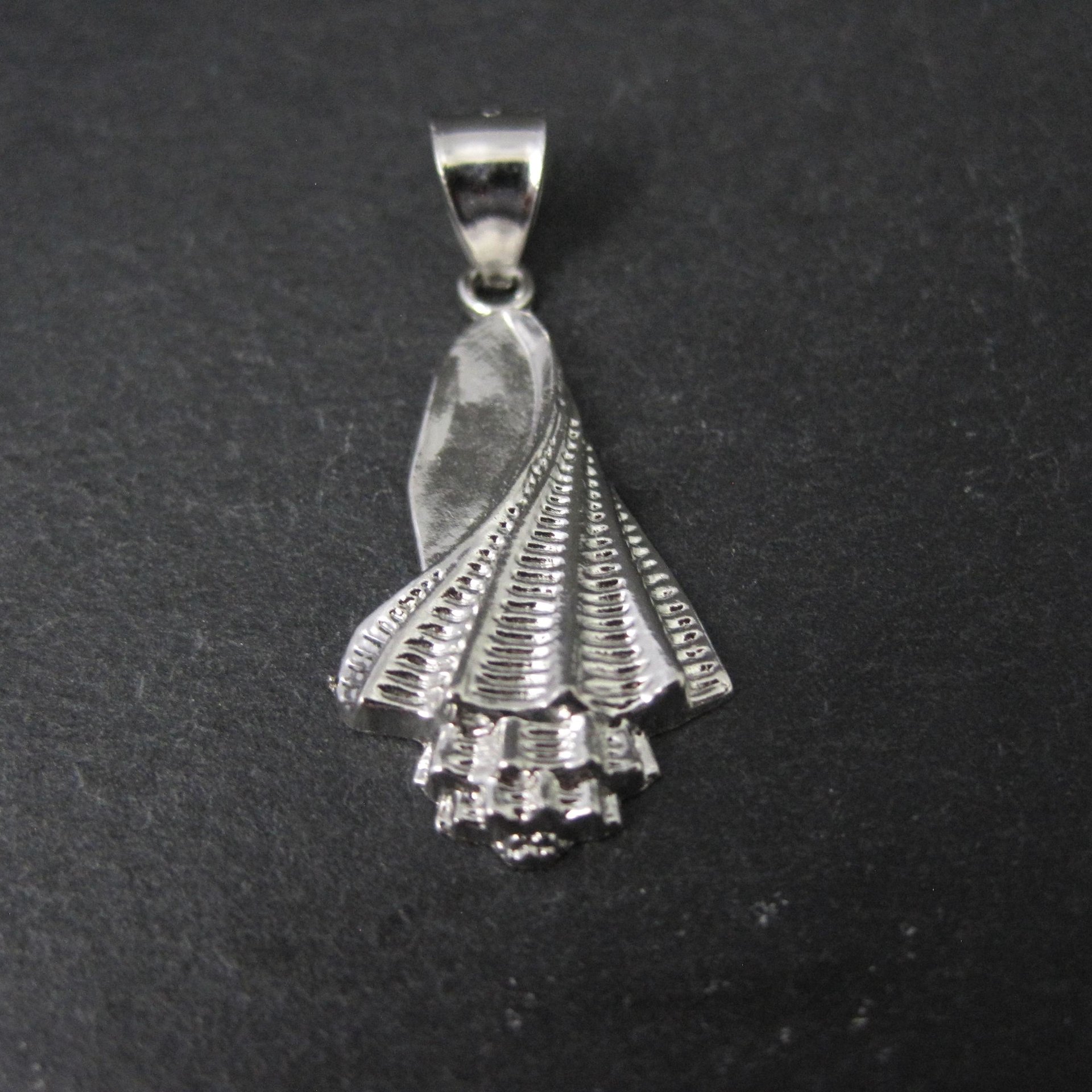 Sterling Silver Seashell Whelk Pendant