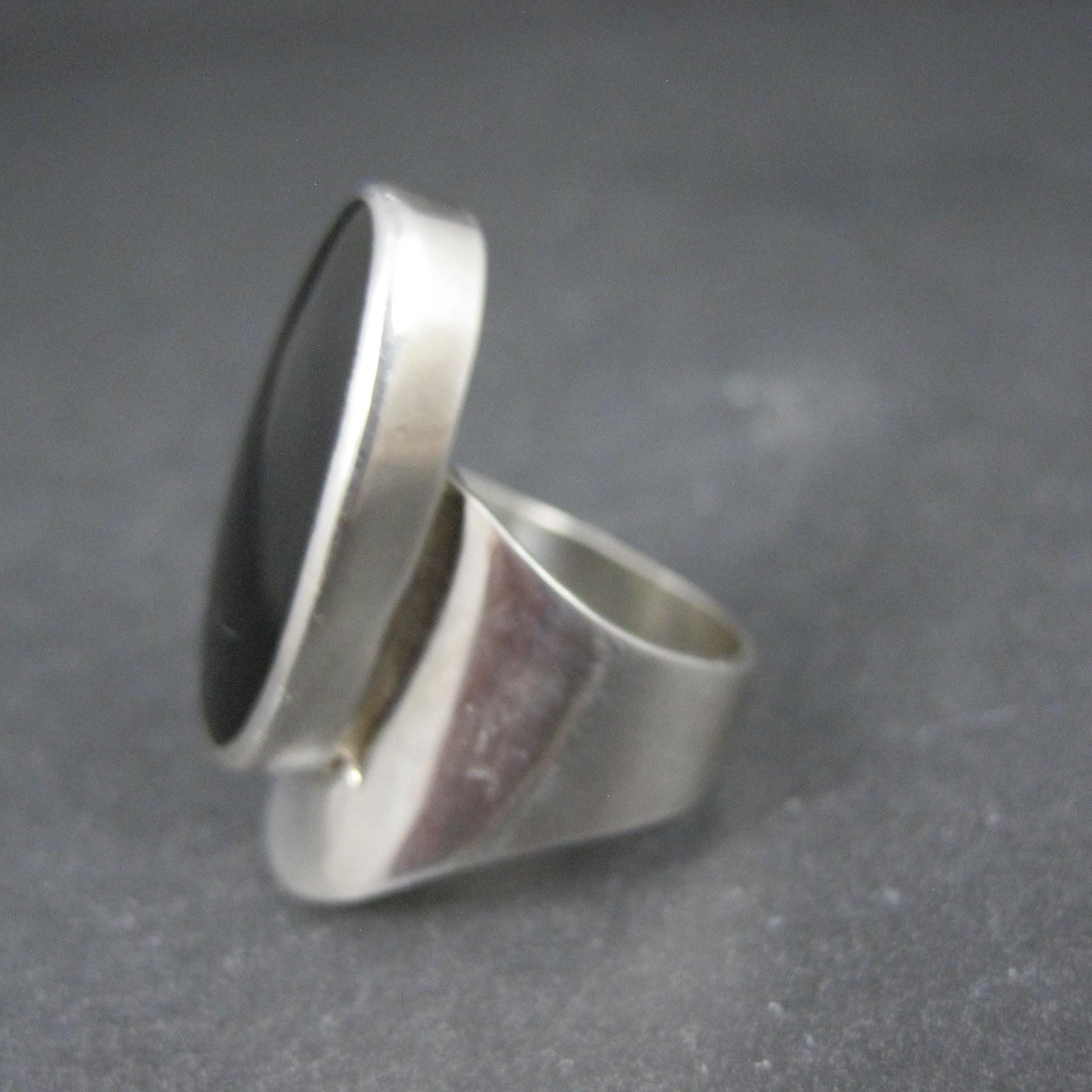 Vintage Sterling Silver Onyx Ring Size 5 Modernist