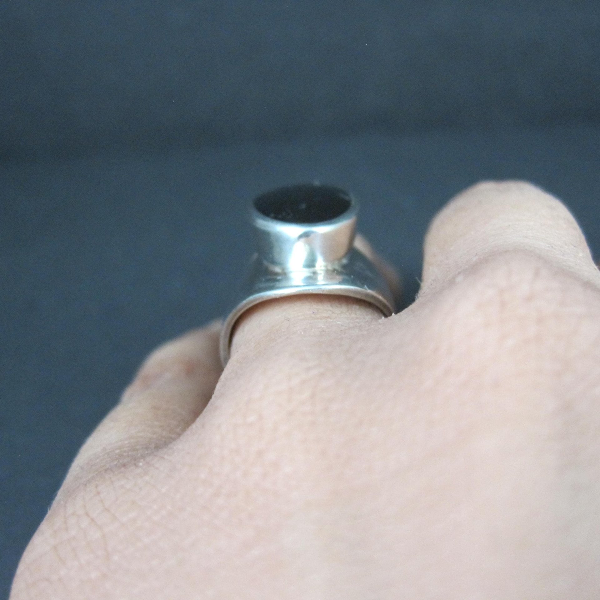 Vintage Sterling Silver Onyx Ring Size 5 Modernist
