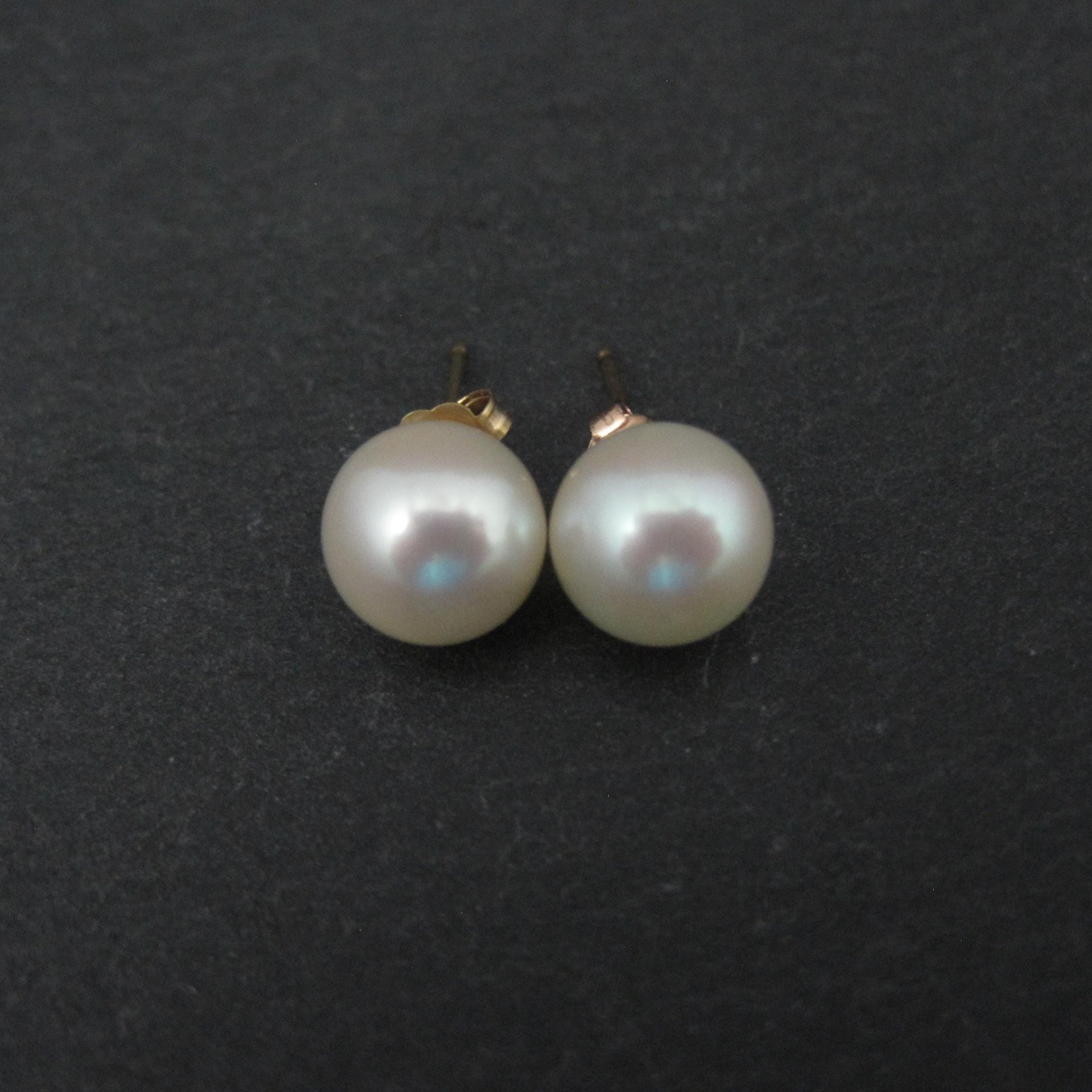 14K 8mm Cultured Akoya Pearl Stud Earrings New Old Stock