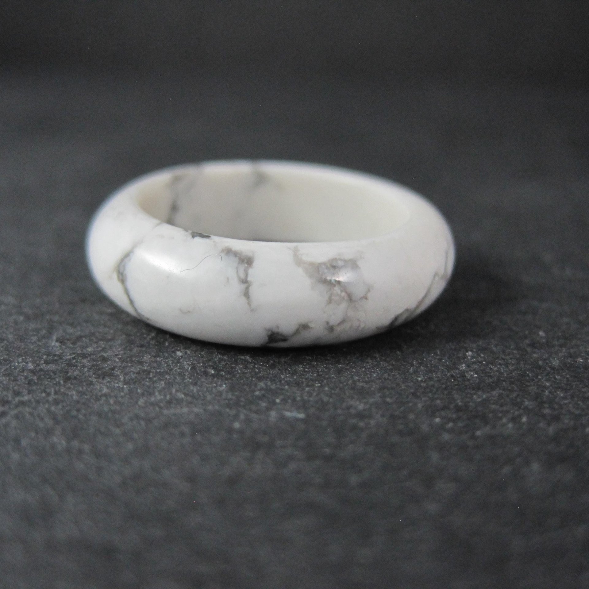 Solid Howlite Band Ring Size 8