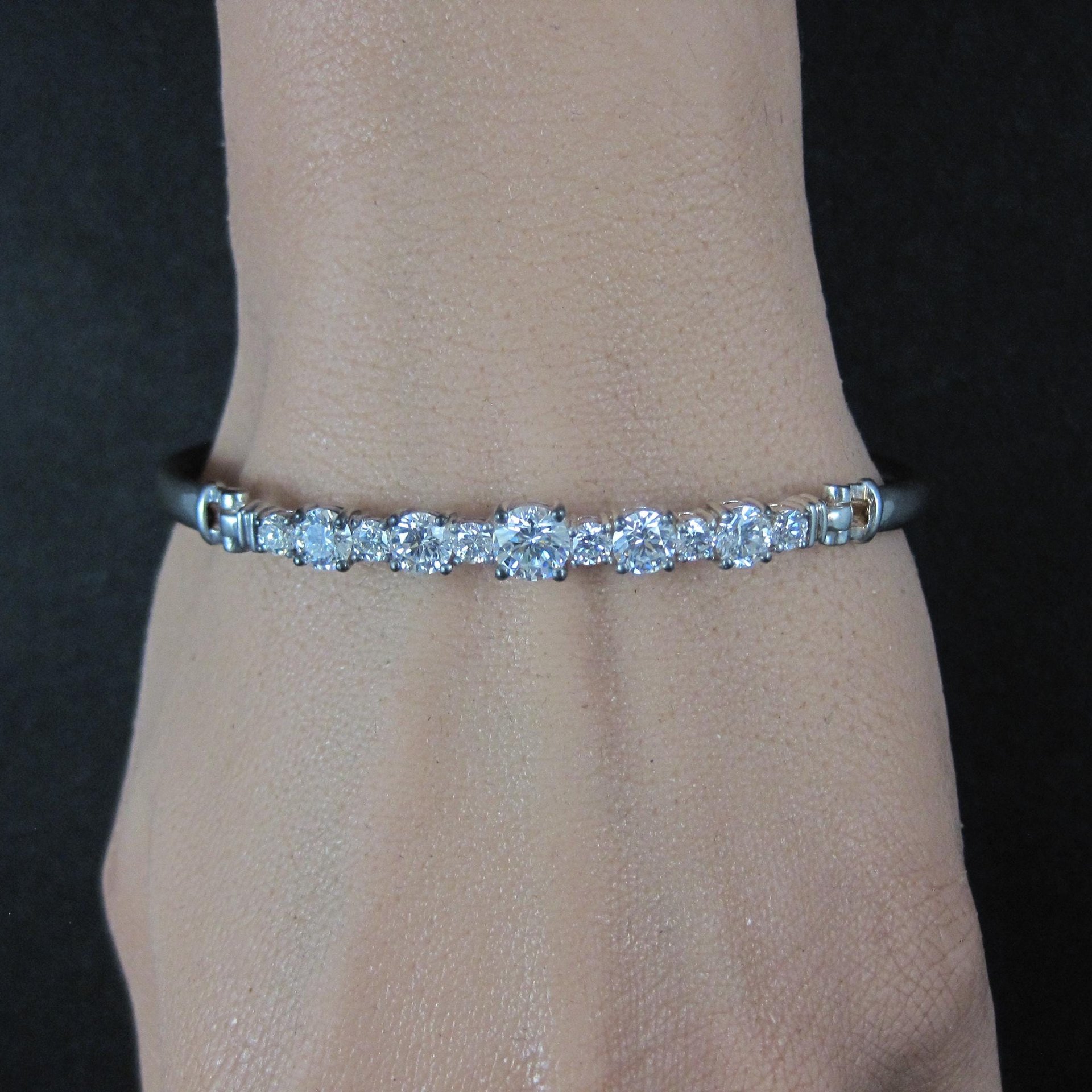 Sterling Silver Cubic Zirconia Bangle Bracelet 7 Inches