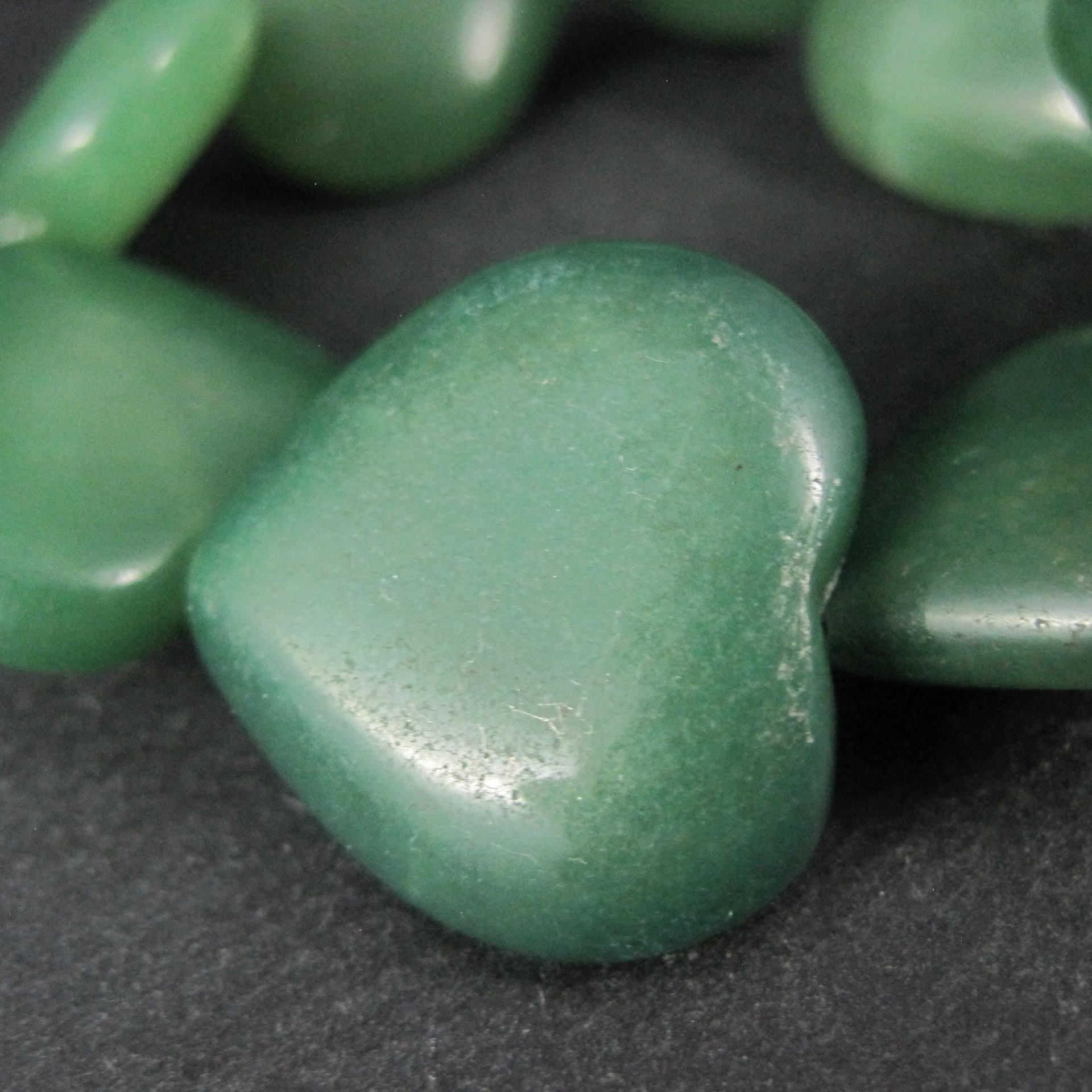 Lot of 8 Jadeite Jade Heart Beads 24mm