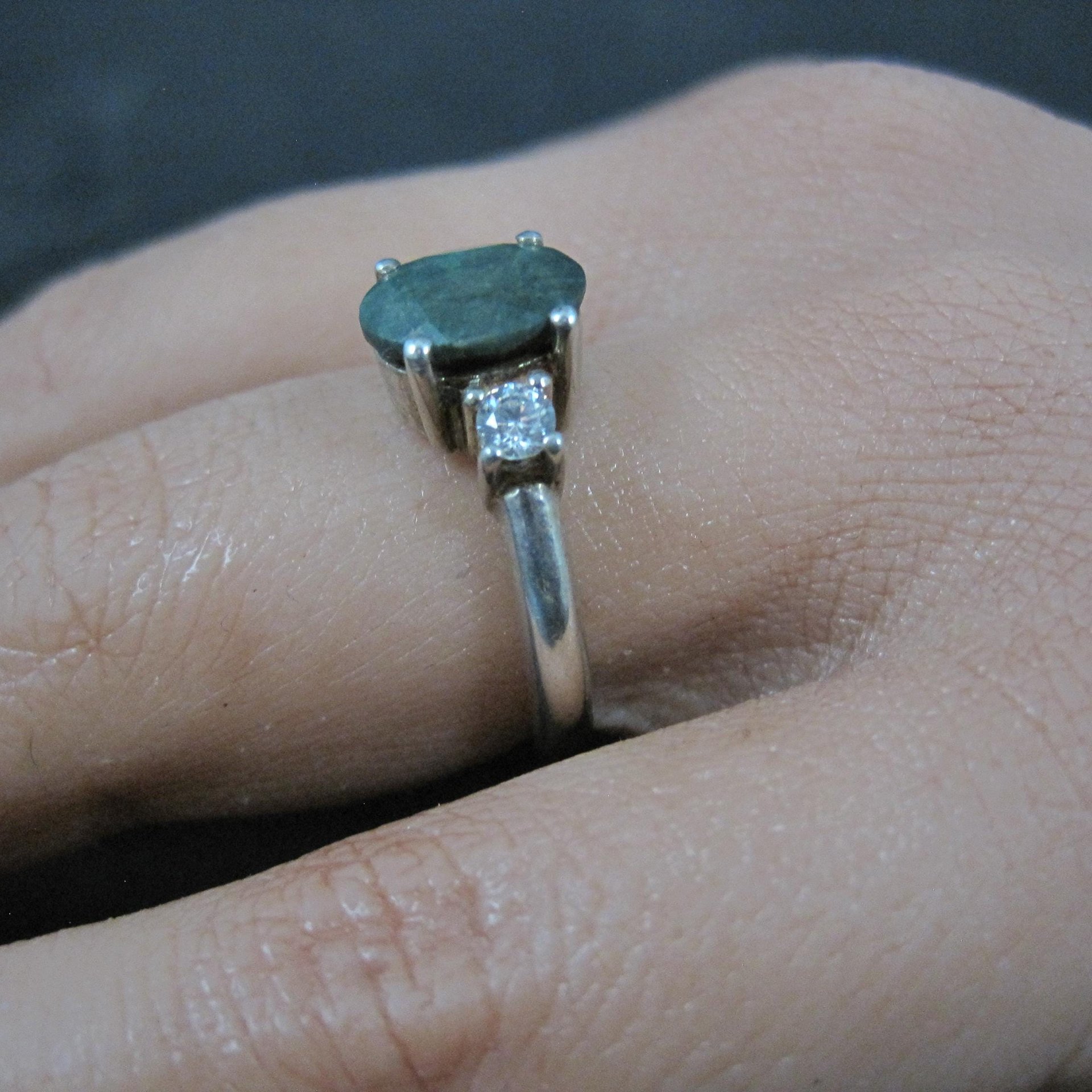 Sterling Silver Emerald and Goshenite Ring Size 6
