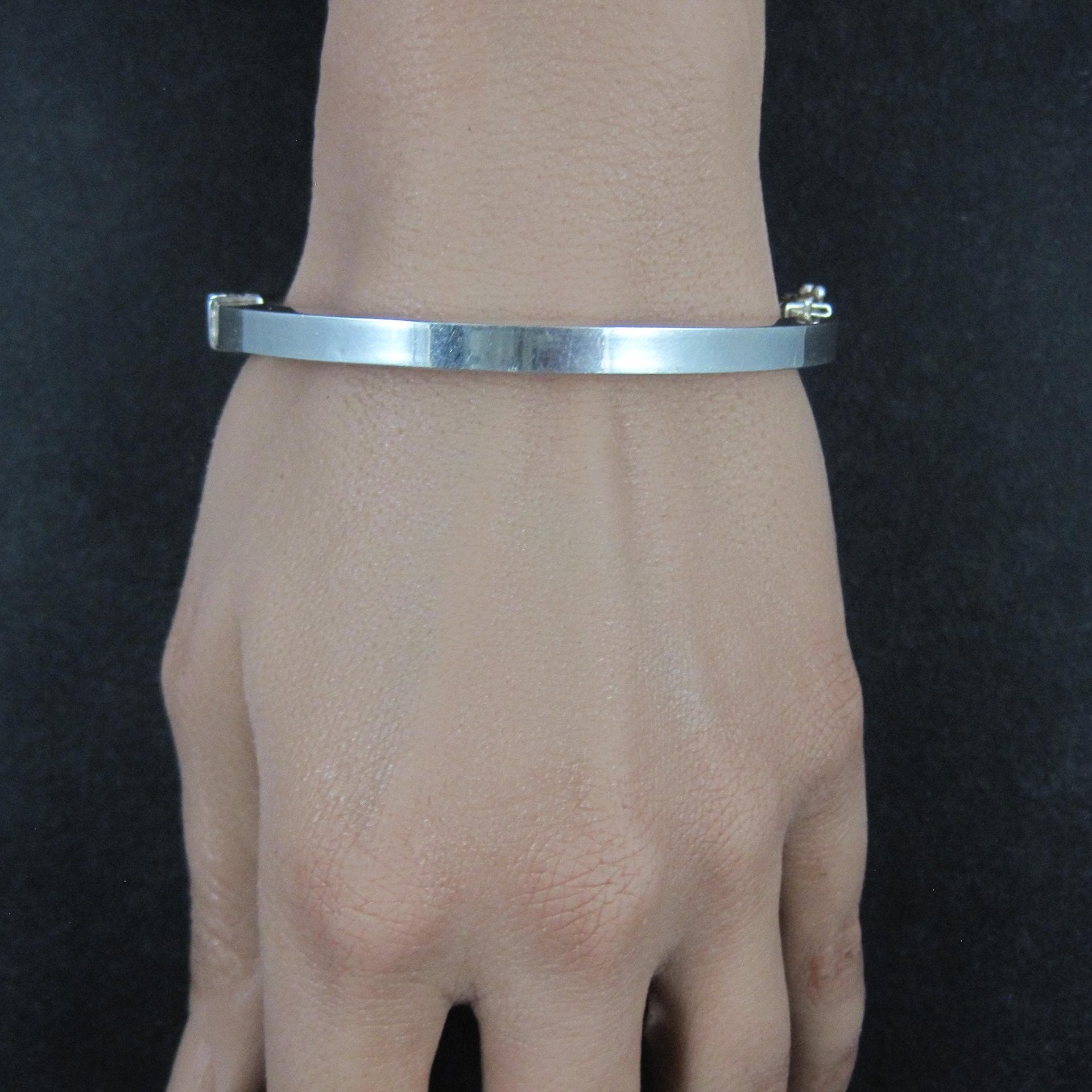 Vintage Italian Sterling Bangle Bracelet 6.75 Inches