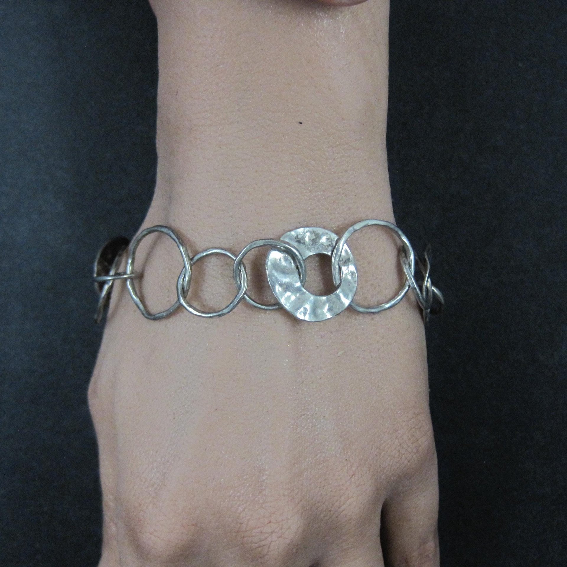 Vintage Hammered Circle Bracelet Sterling Silver 7.75"