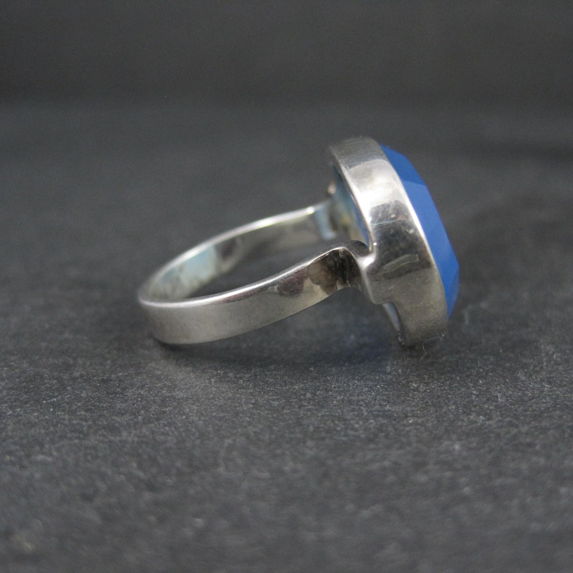 Sterling Silver Blue Chalcedony Ring Size 6