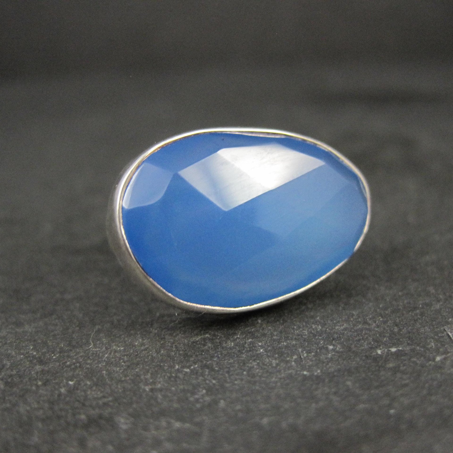 Sterling Silver Blue Chalcedony Ring Size 6