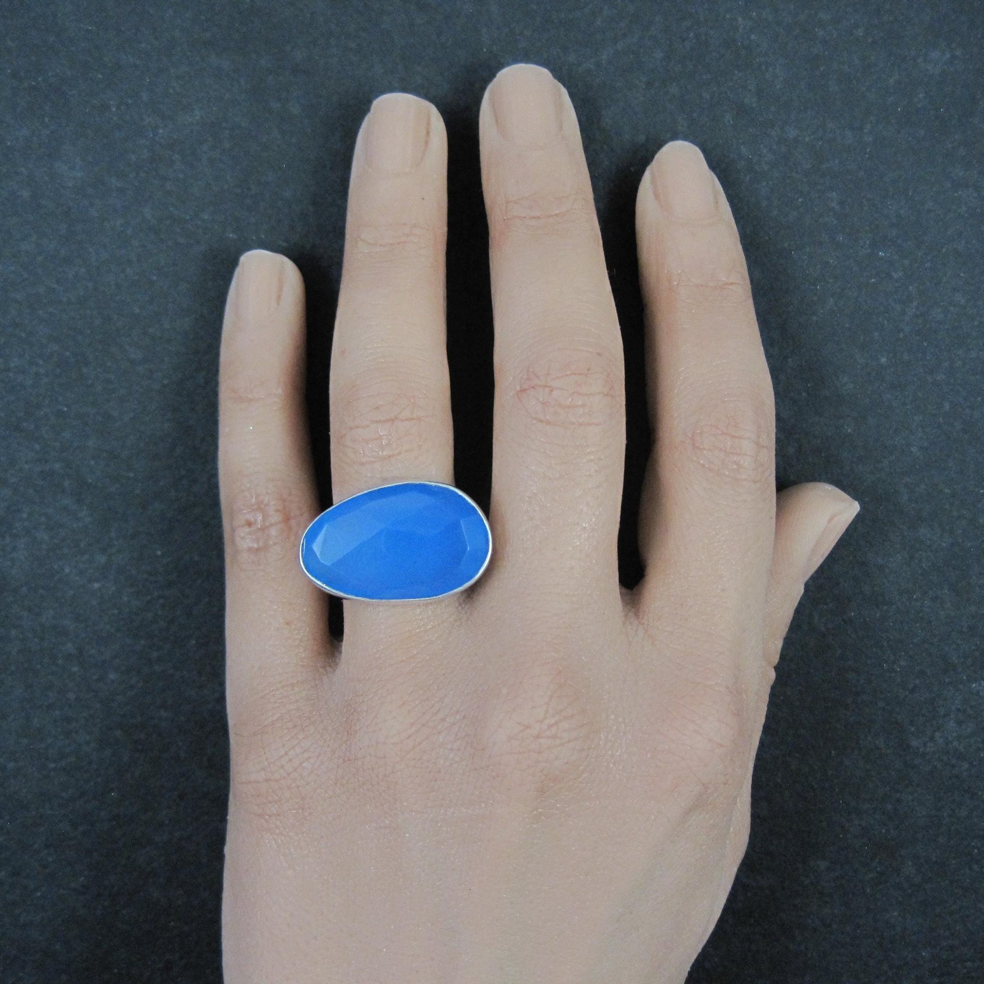 Sterling Silver Blue Chalcedony Ring Size 6